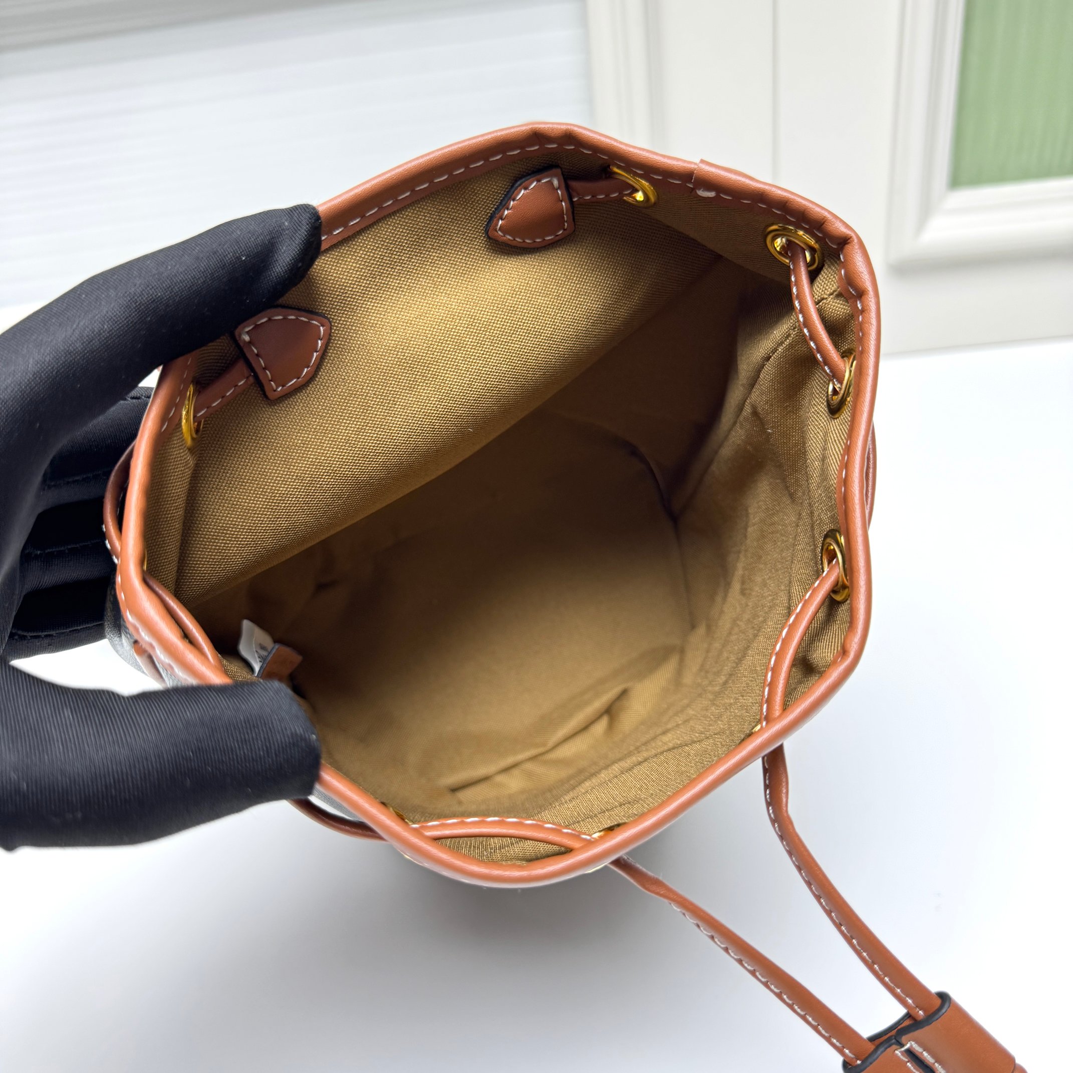 C design women handbag