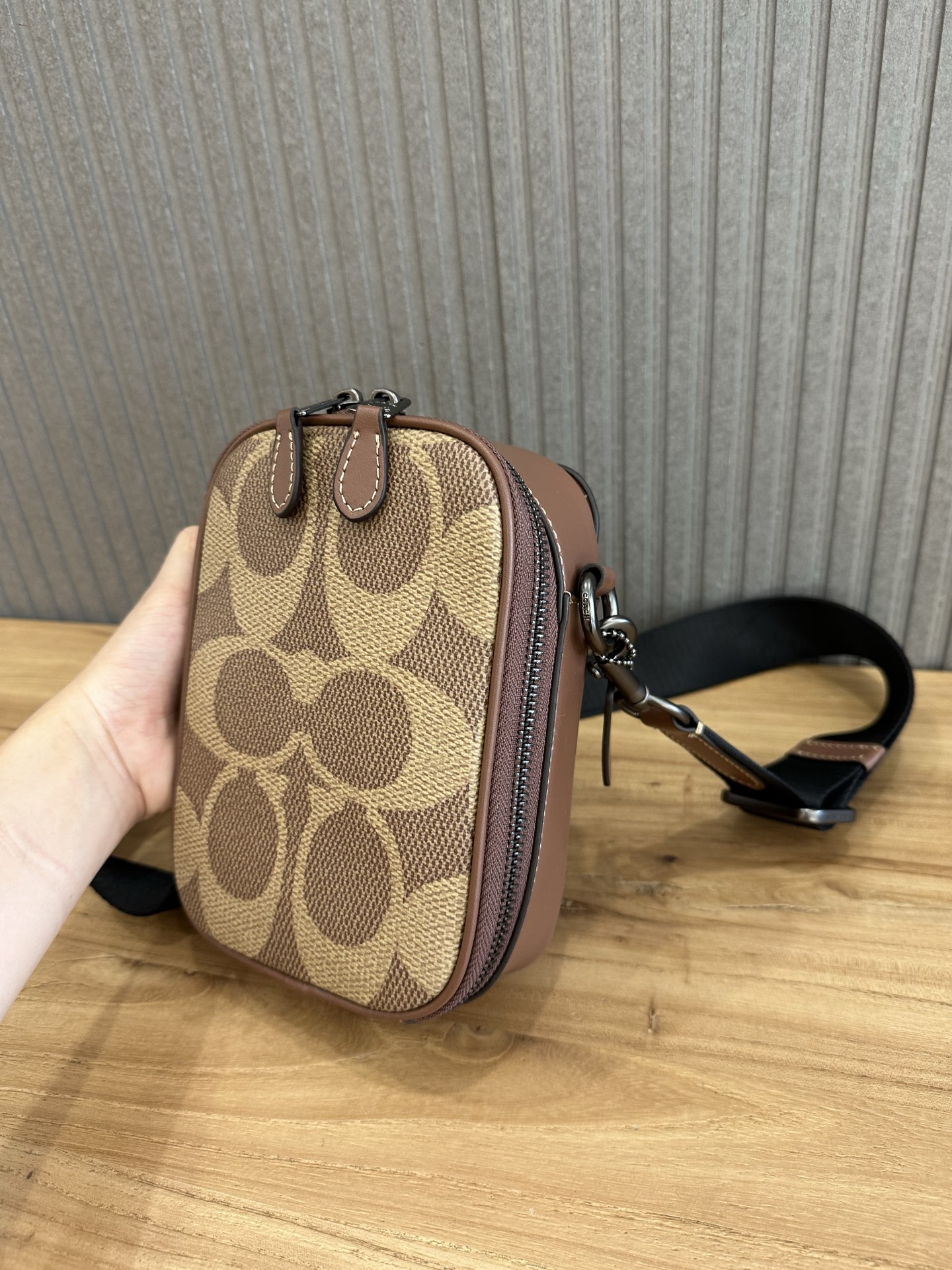 C design women handbag