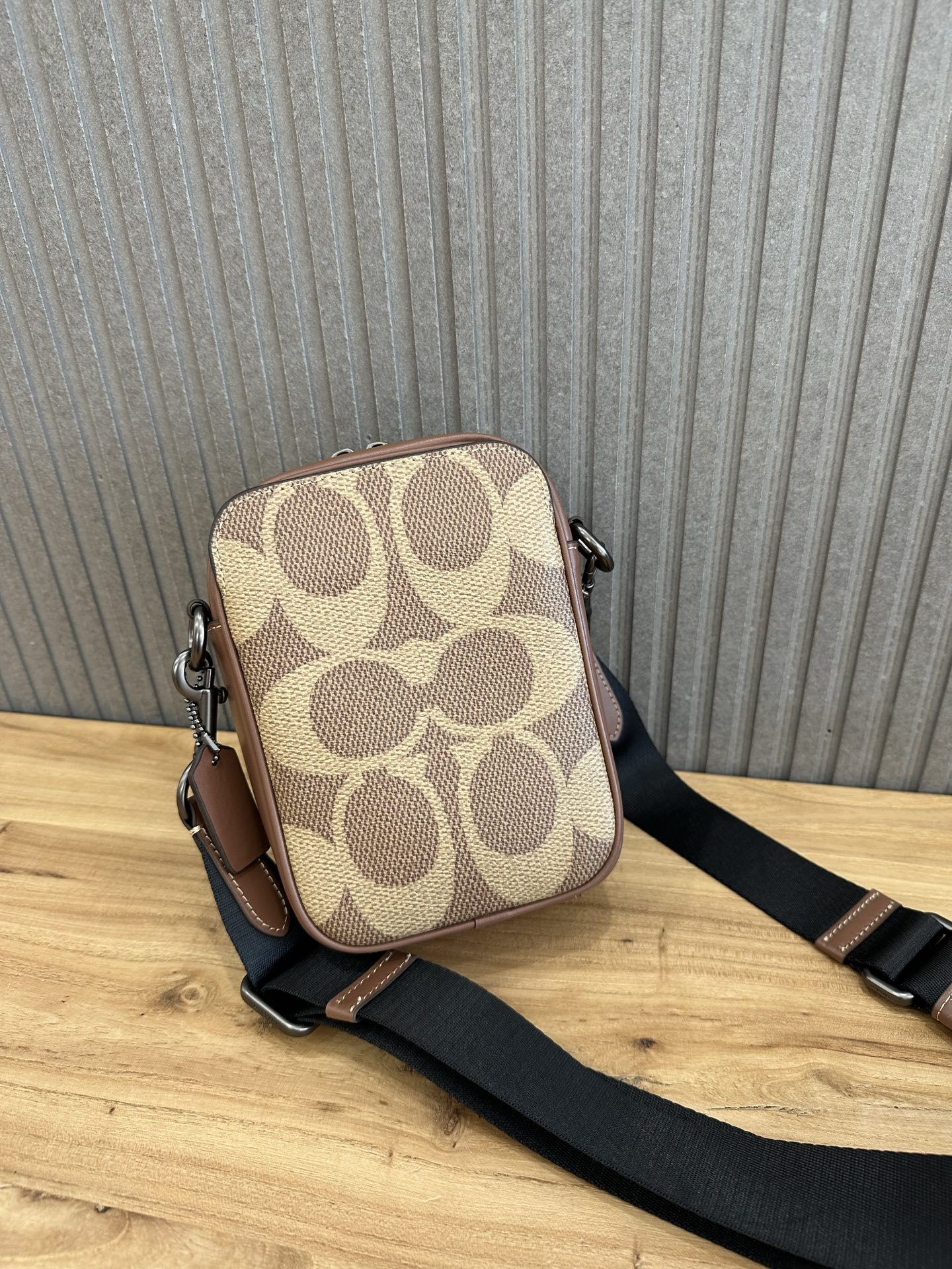 C design women handbag