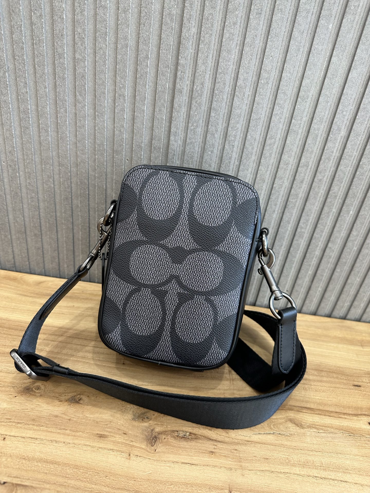 C design women handbag