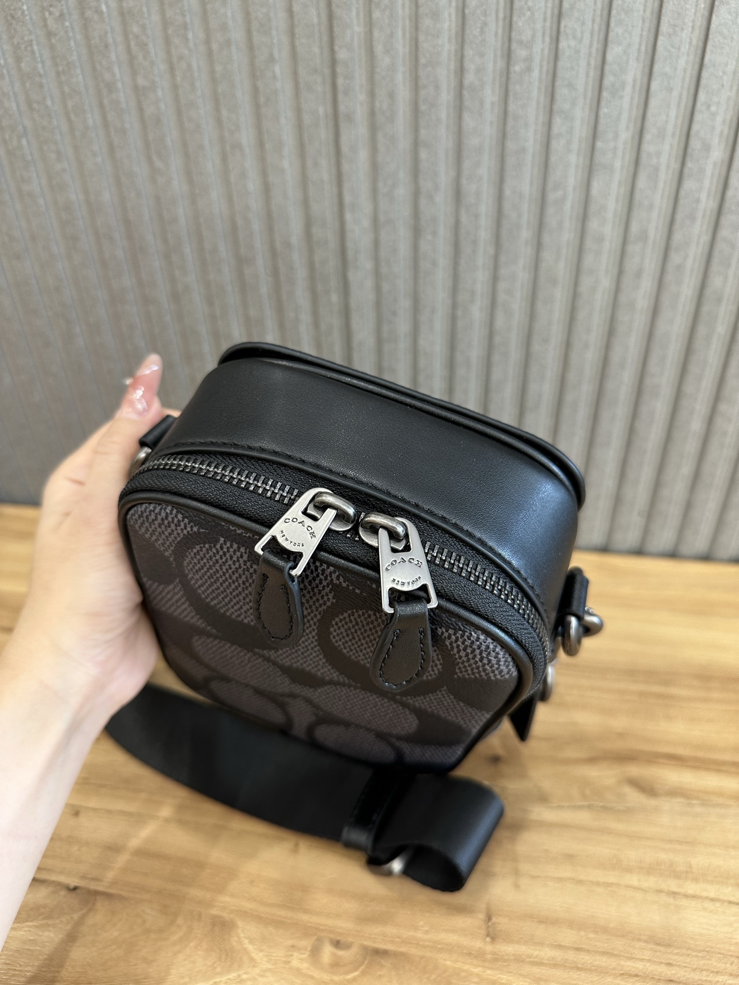 C design women handbag