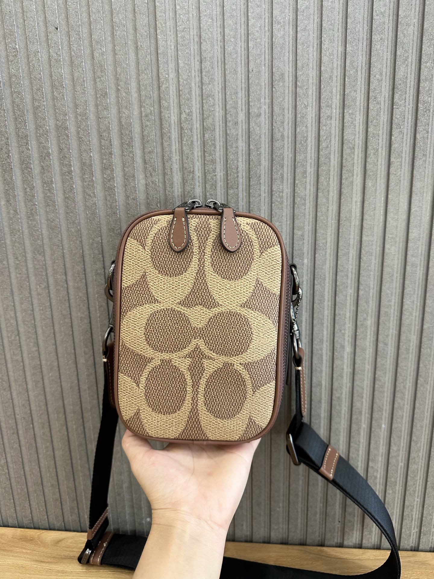 C design women handbag