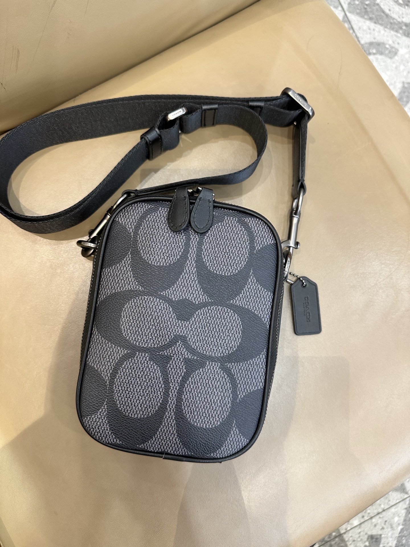 C design women handbag