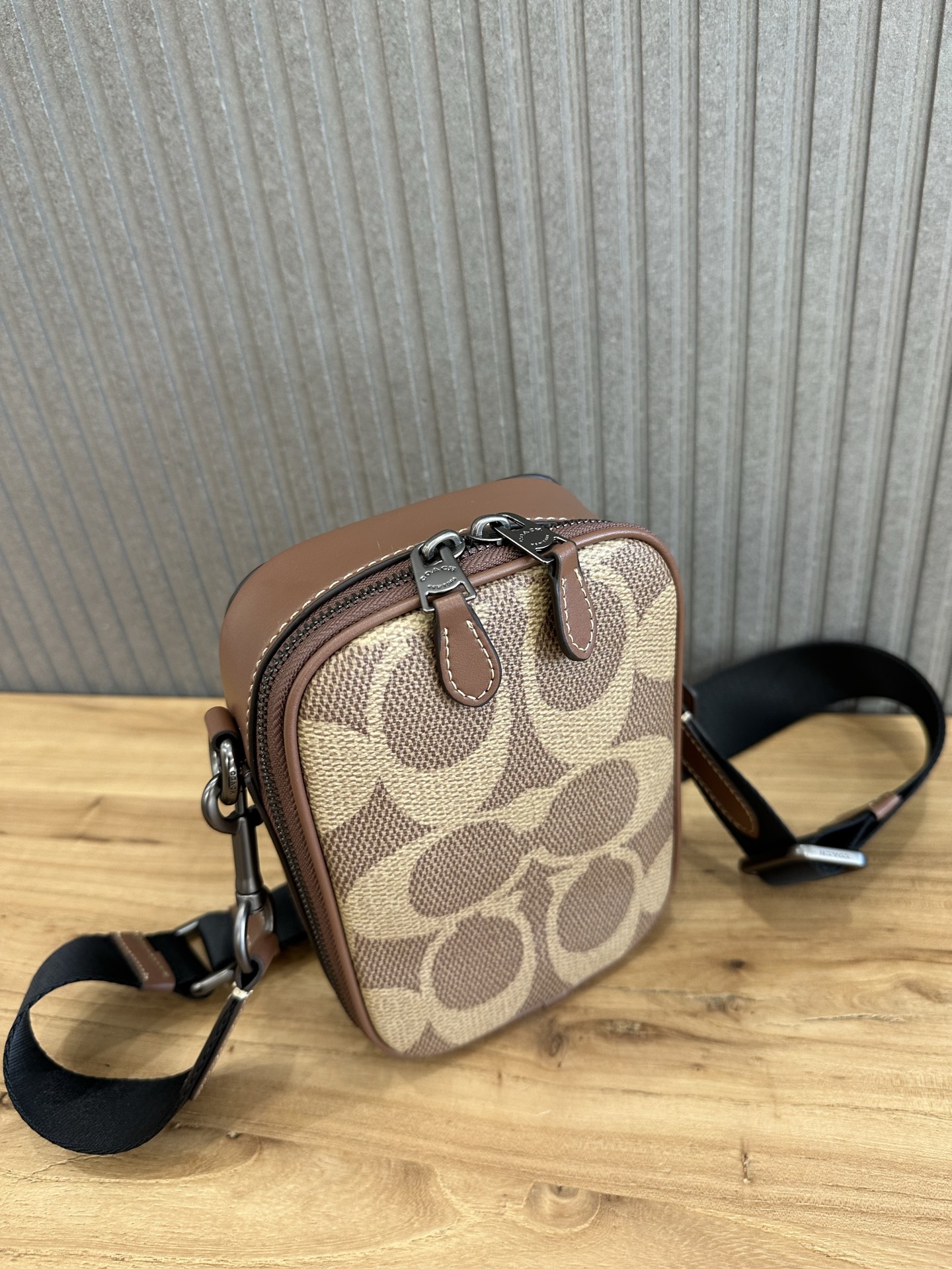 C design women handbag
