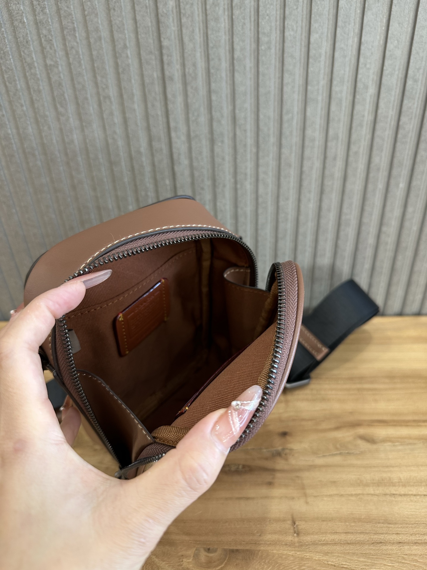 C design women handbag