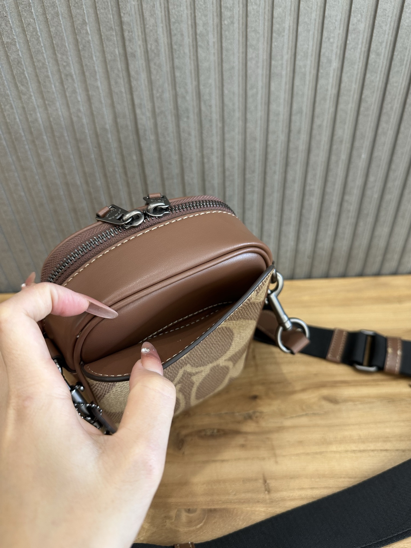 C design women handbag