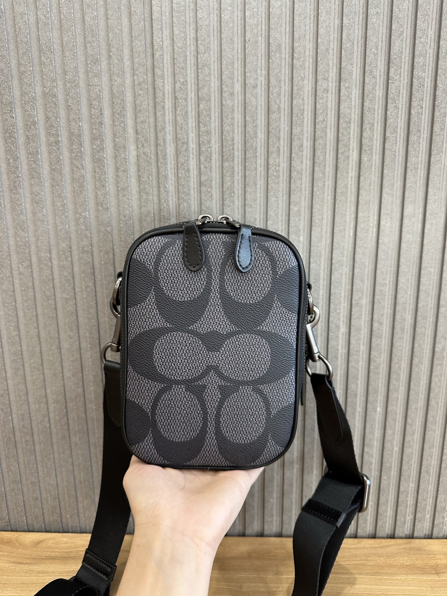 C design women handbag