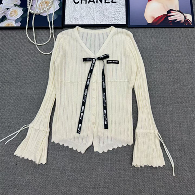 M Fashion Women's Letter Jacquard V-neck Long sleeved Cardigan