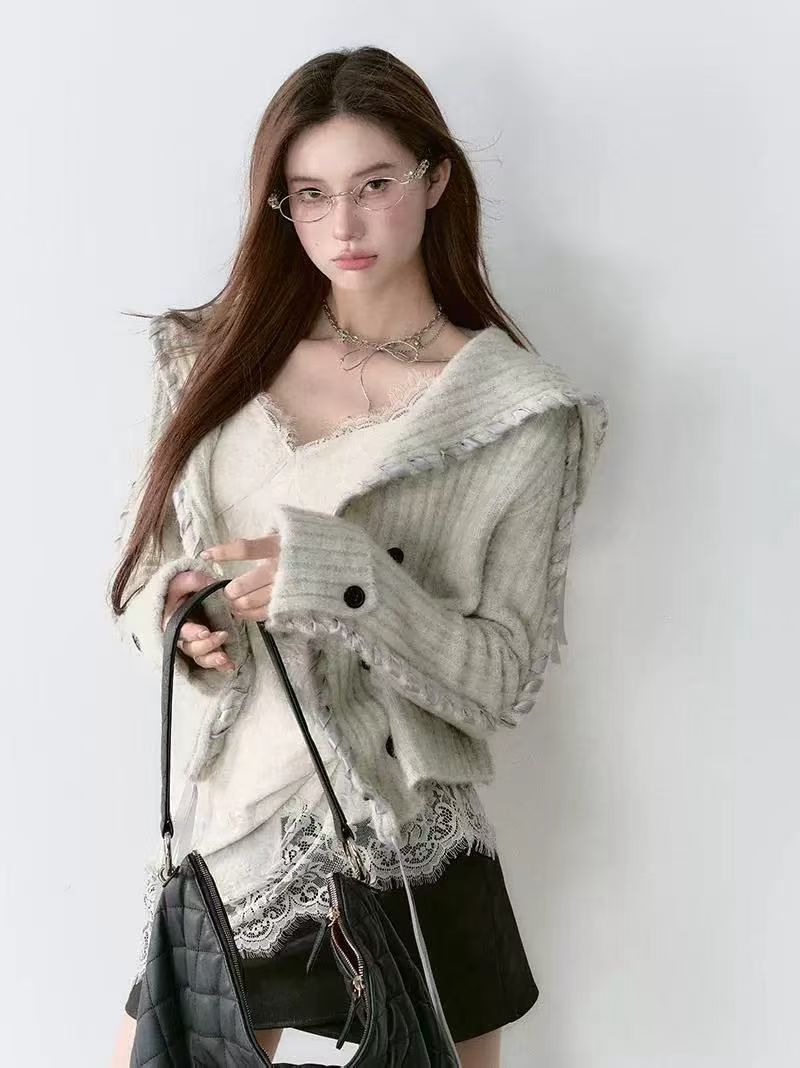 C Fashion Women's Collar Long Sleeve Cardigan