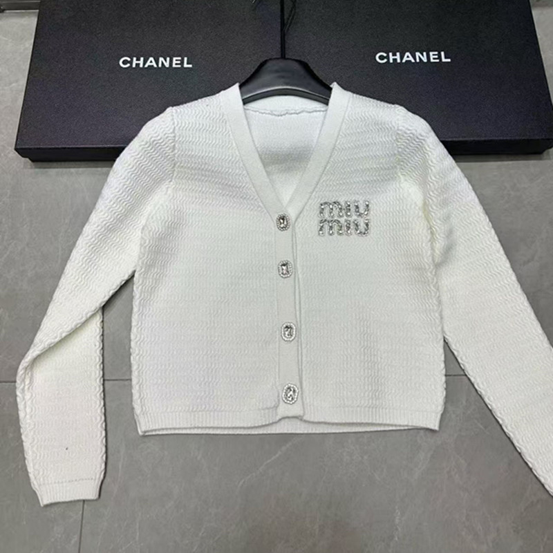 M Fashion Women's Nail Bead Letter V-neck Long Sleeve Cardigan