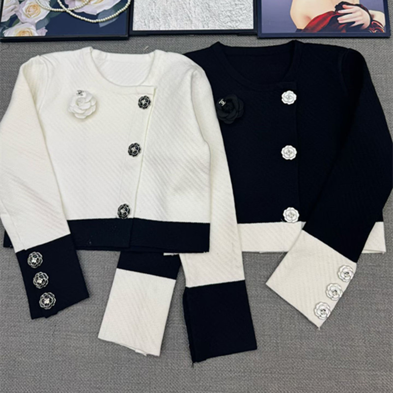 C Fashion Women's Flower Round Neck Long Sleeve Cardigan