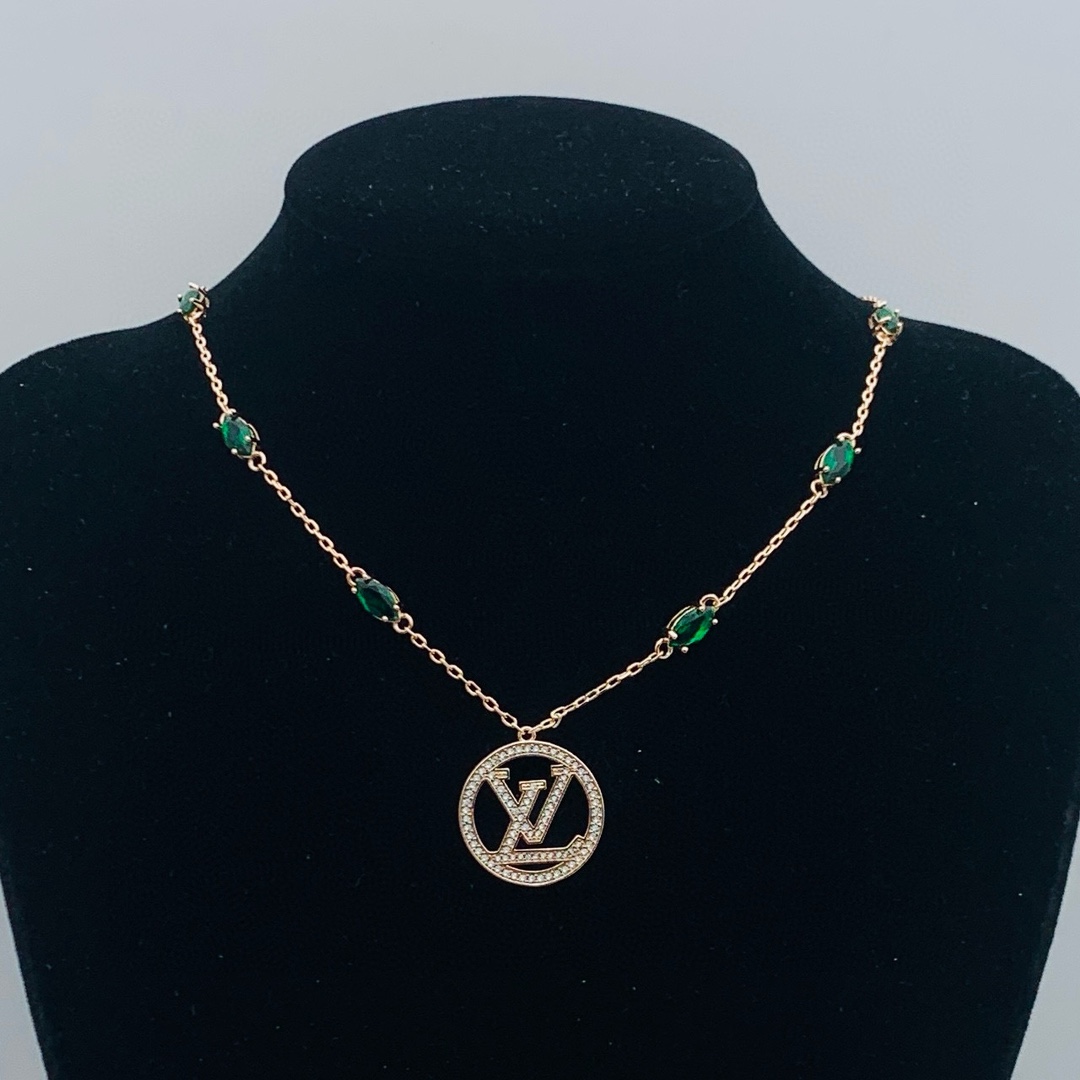 L with Jewel necklace