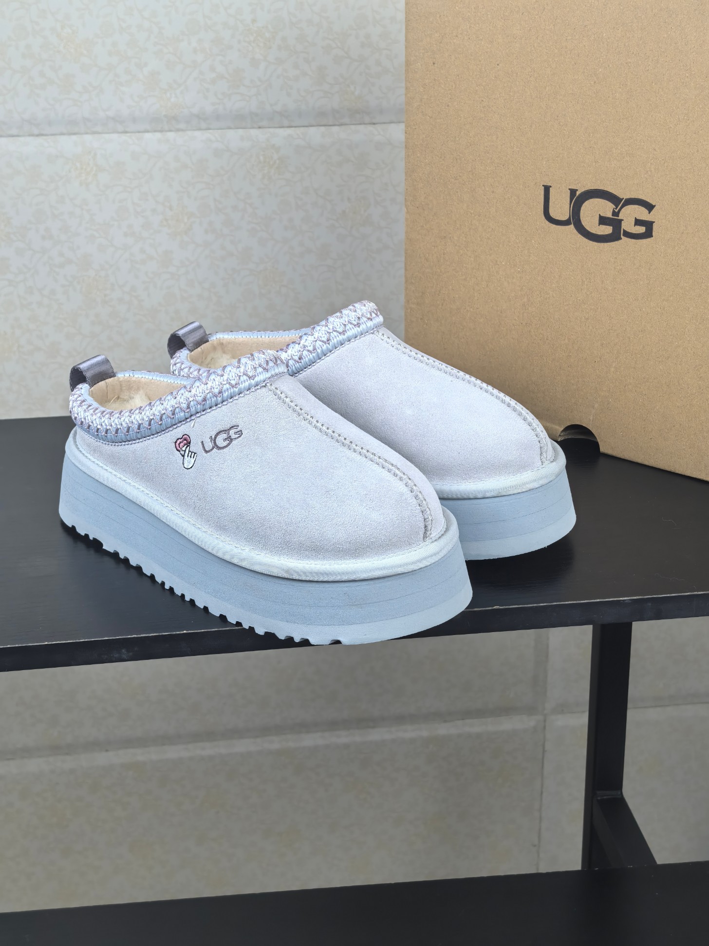 U Design Autumn/Winter New Product Thick Bottom Wool Slippers, One Step Snow Boots