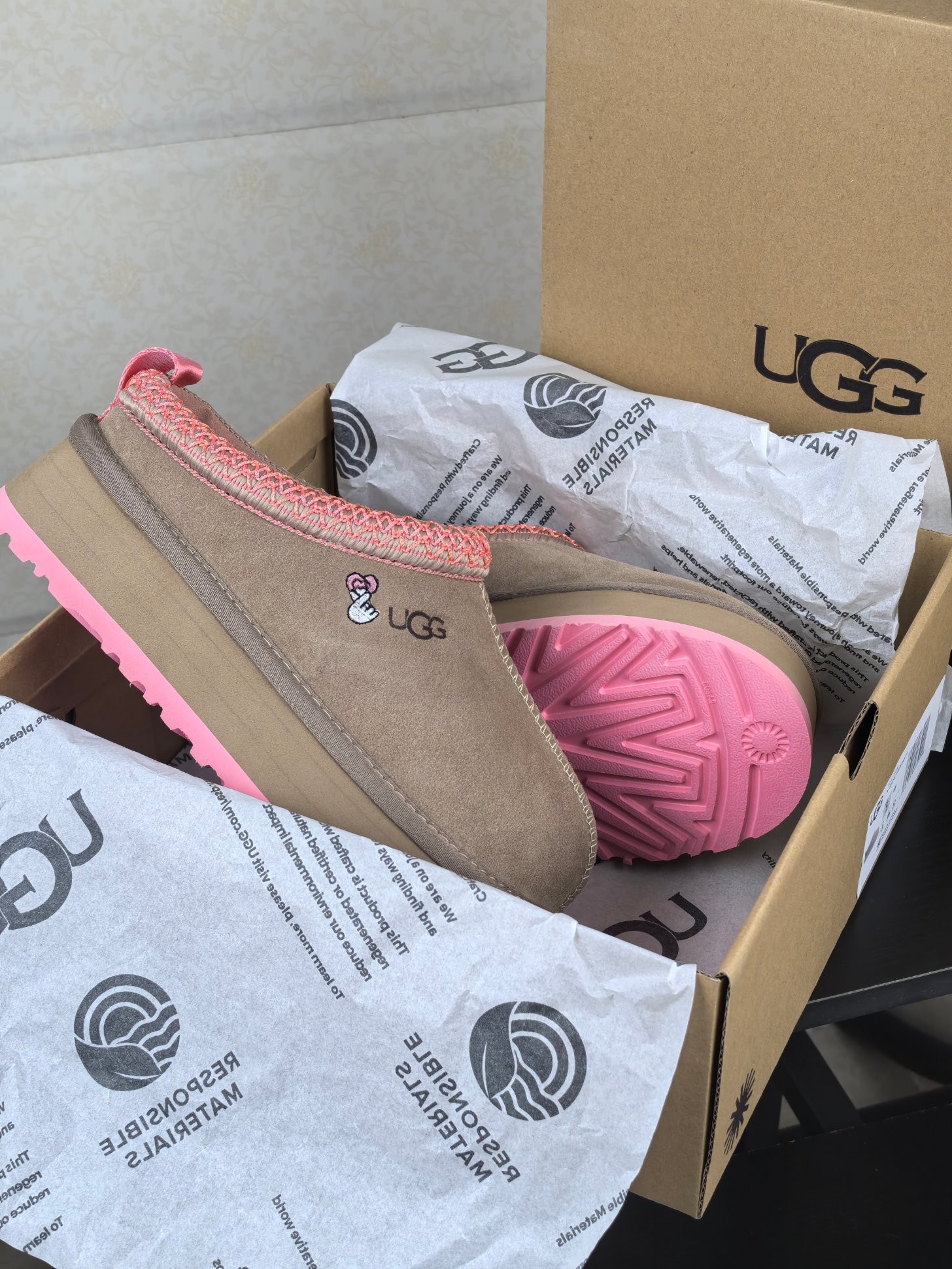 U Design Autumn/Winter New Product Thick Bottom Wool Slippers, One Step Snow Boots