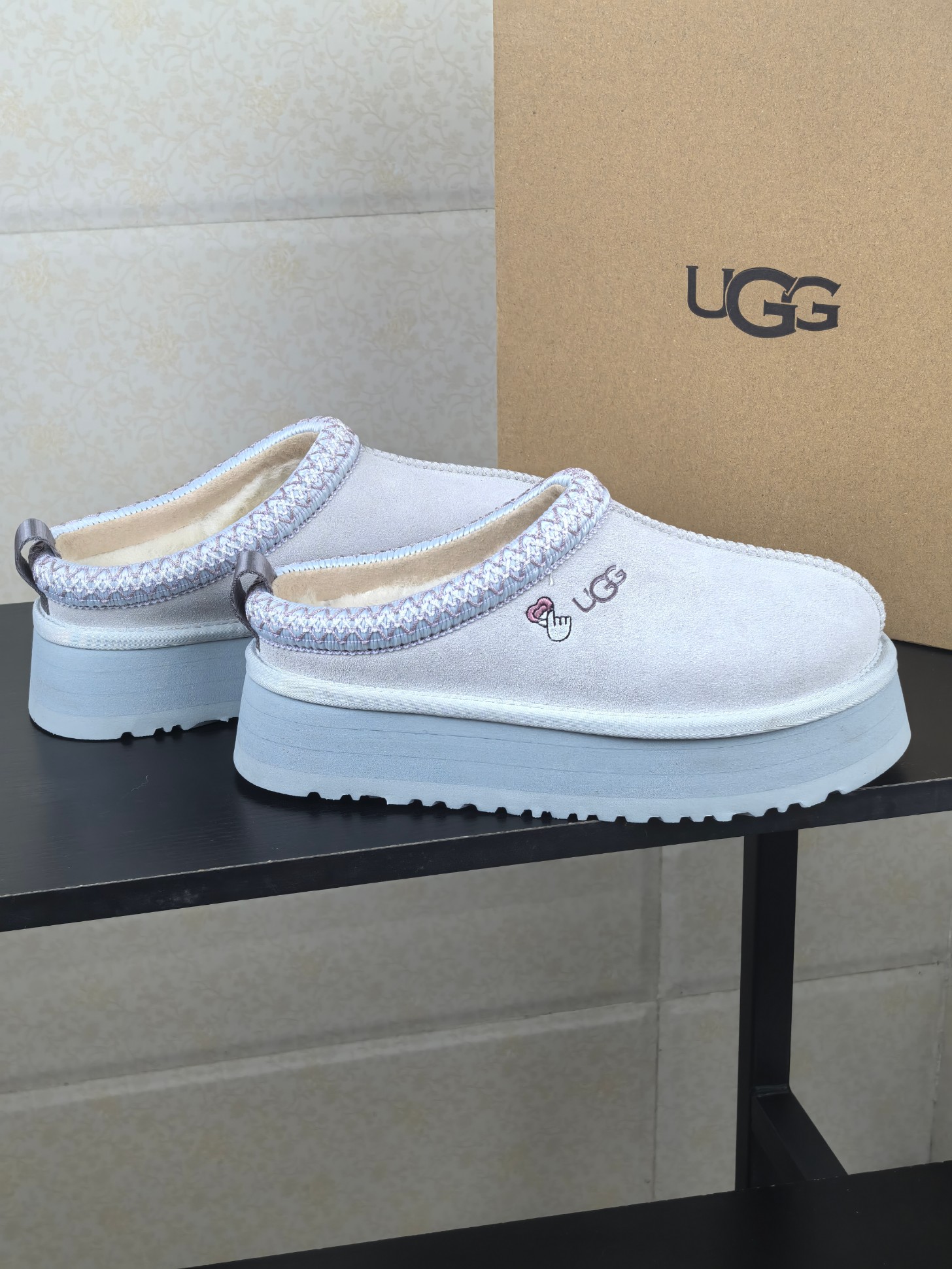 U Design Autumn/Winter New Product Thick Bottom Wool Slippers, One Step Snow Boots