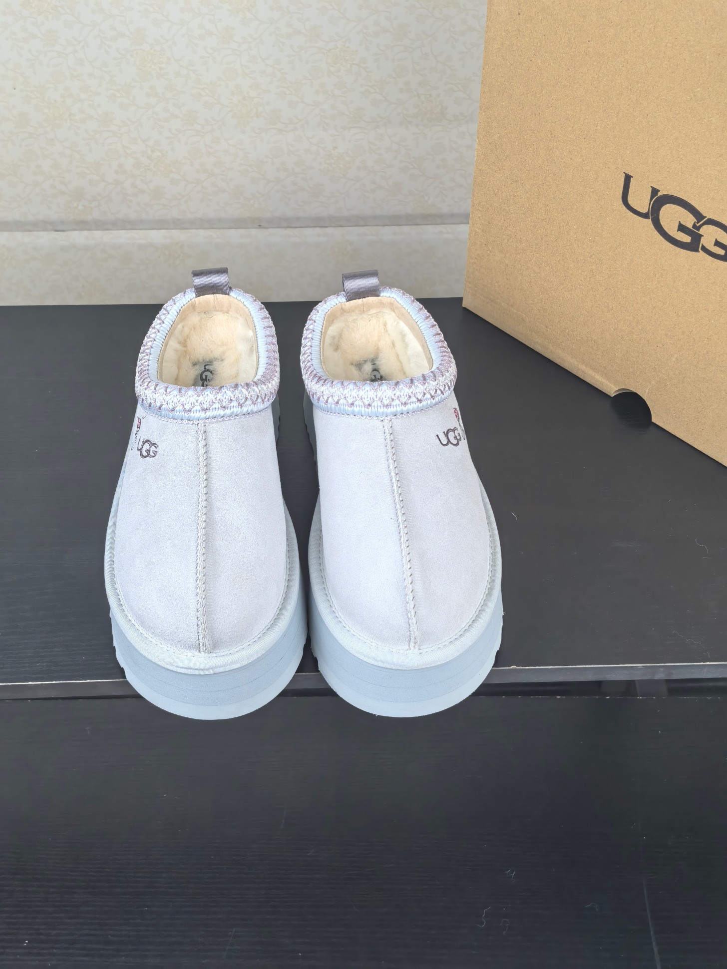 U Design Autumn/Winter New Product Thick Bottom Wool Slippers, One Step Snow Boots