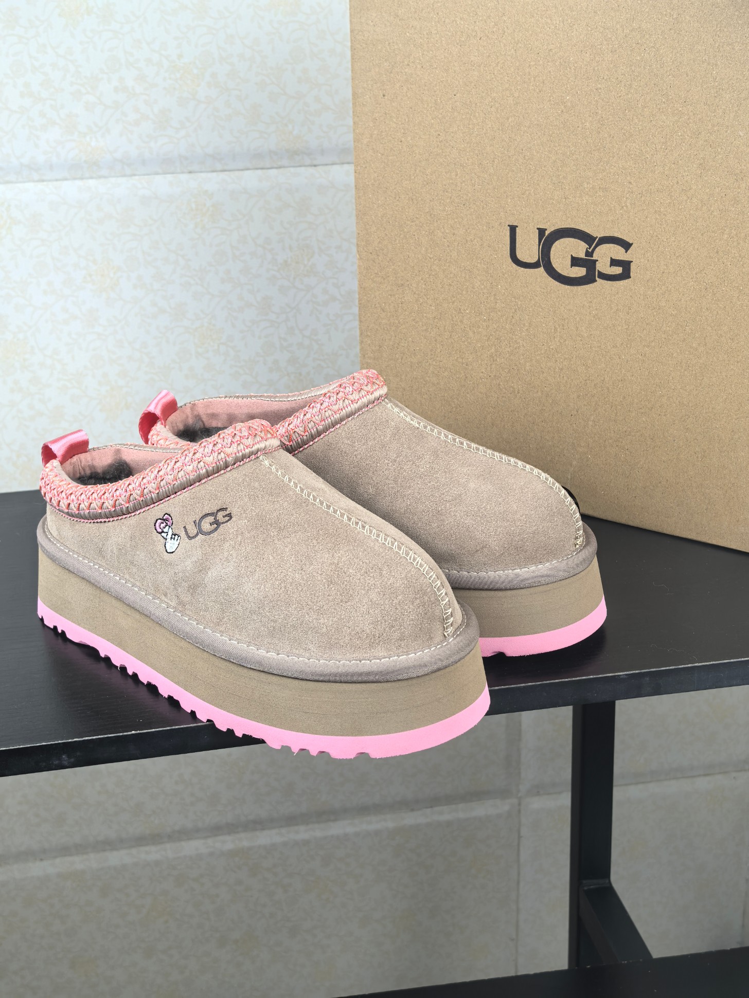 U Design Autumn/Winter New Product Thick Bottom Wool Slippers, One Step Snow Boots