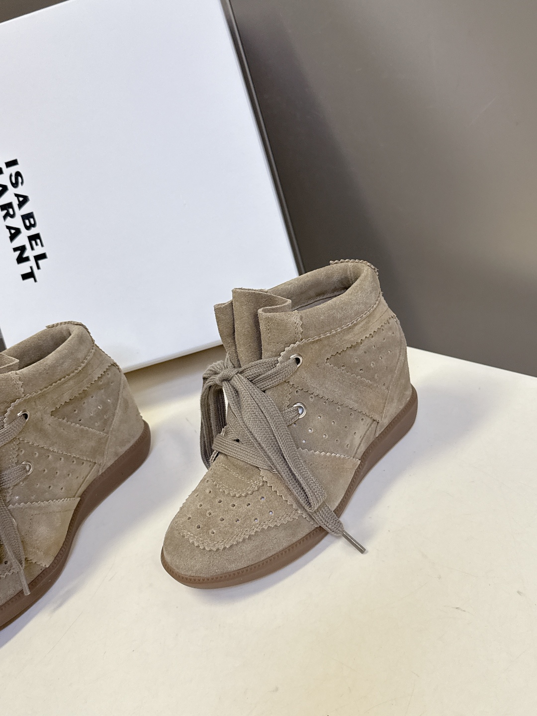 IM Design ISABEL MARANT High-top Boots with Hidden heel (lace-up)