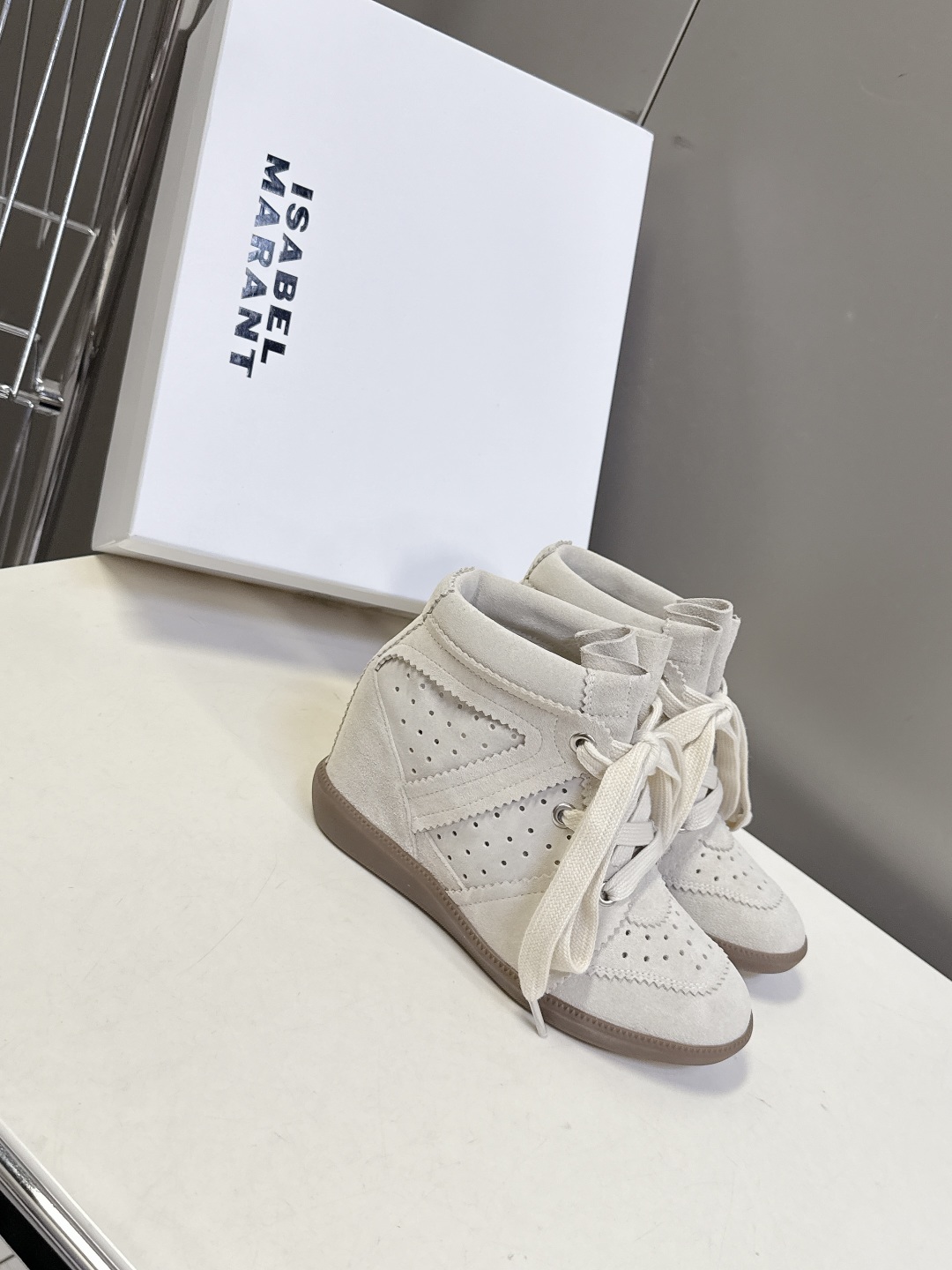 IM Design ISABEL MARANT High-top Boots with Hidden heel (lace-up)