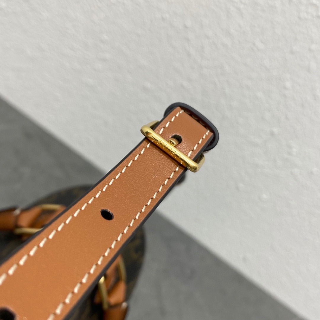 C Design RIOMPHE CANVAS Handbag