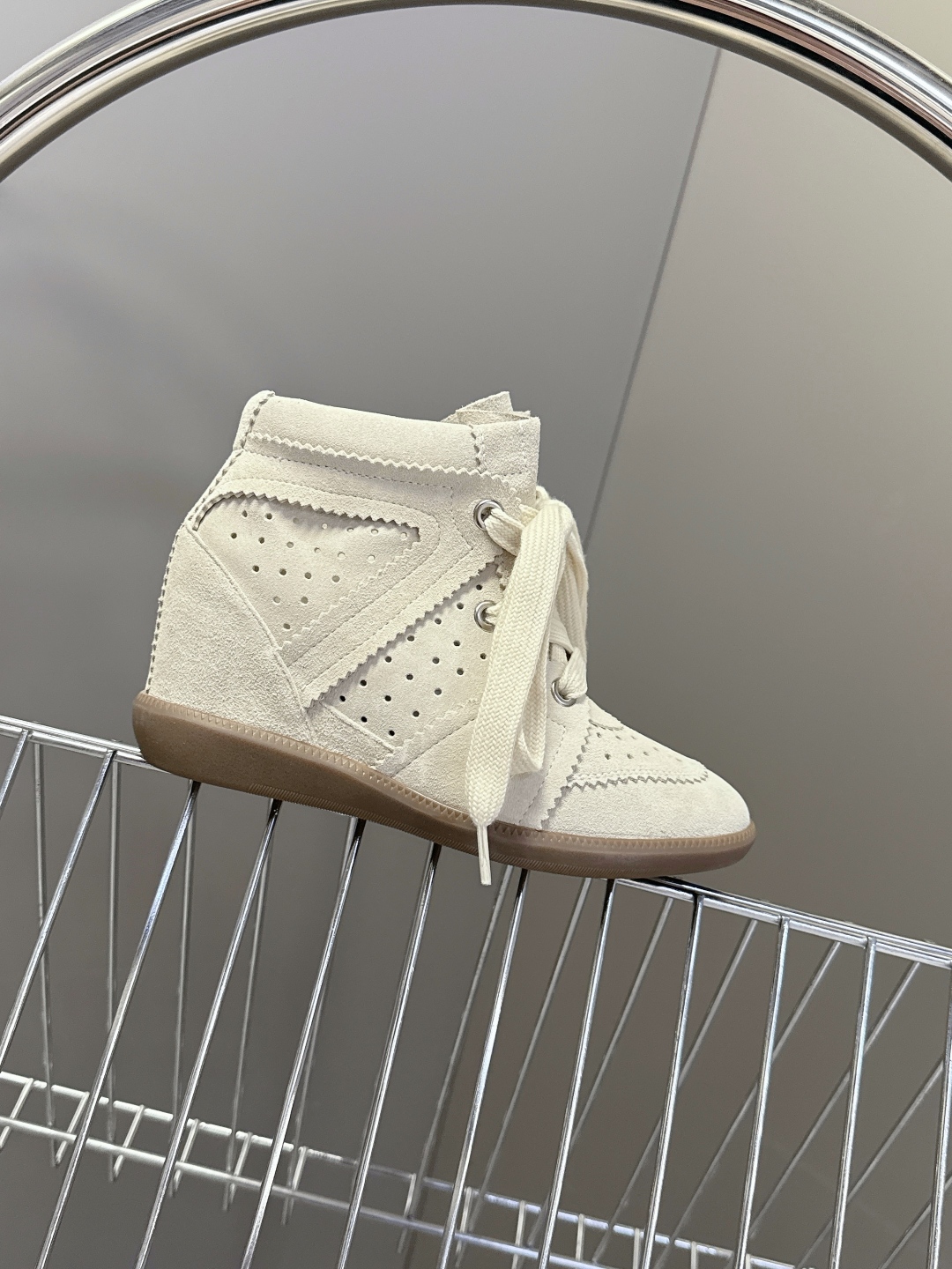 IM Design ISABEL MARANT High-top Boots with Hidden heel (lace-up)