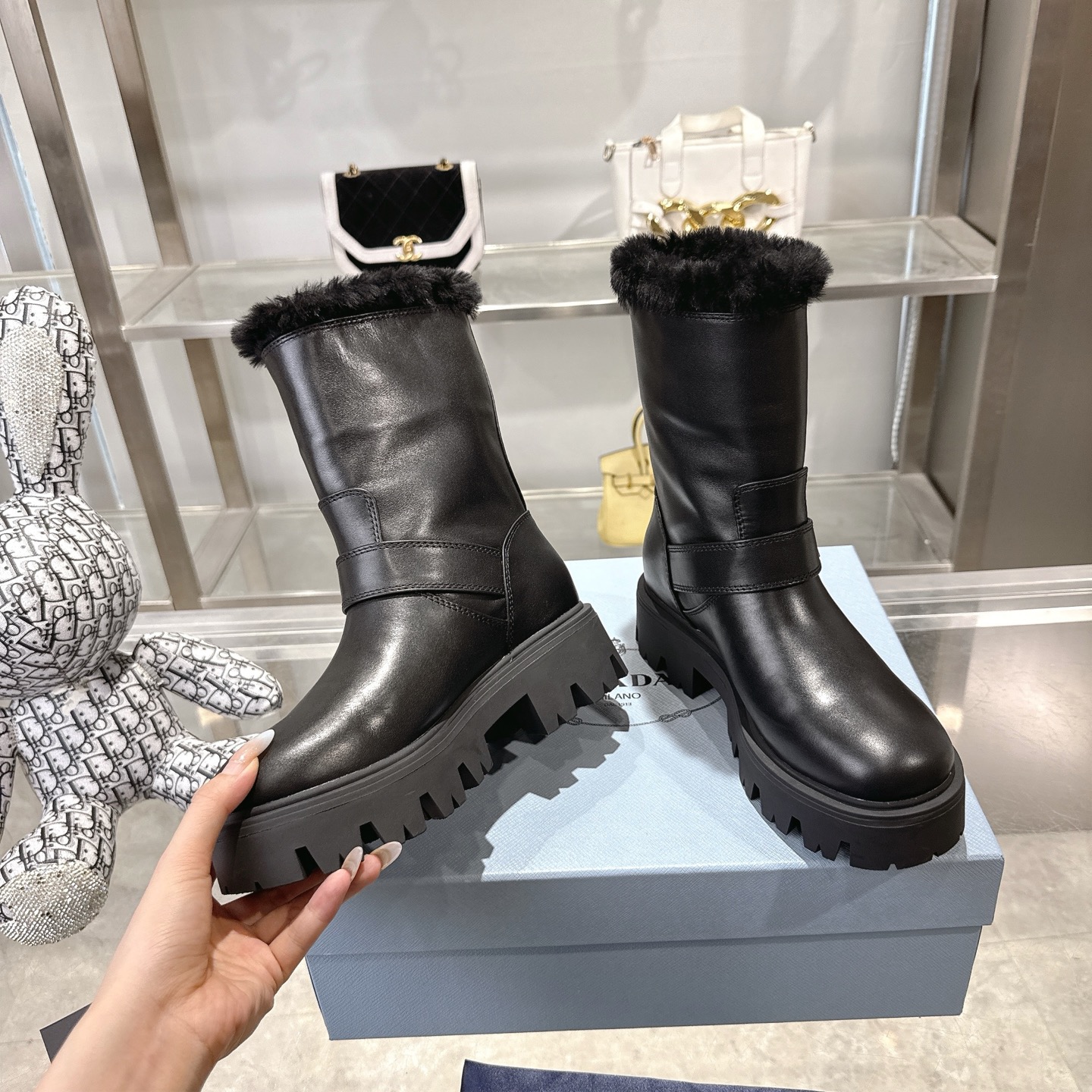 P design autumn and winter counter new thick soled anti slip snow boots