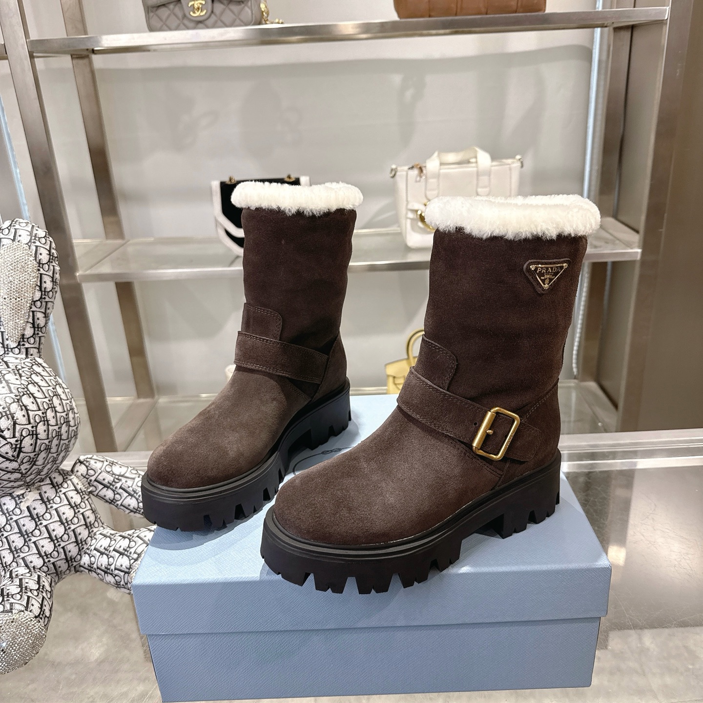 P design autumn and winter counter new thick soled anti slip snow boots