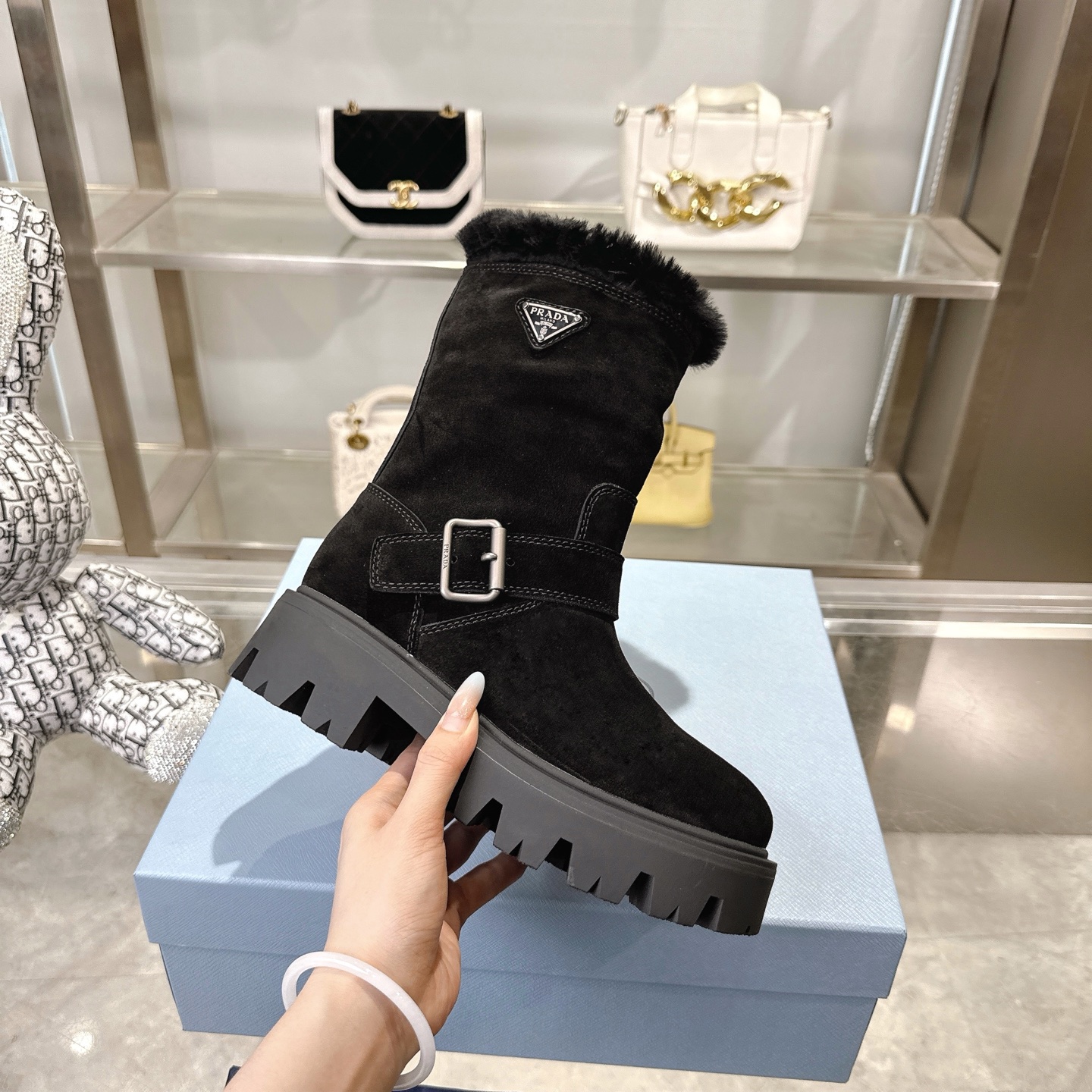 P design autumn and winter counter new thick soled anti slip snow boots