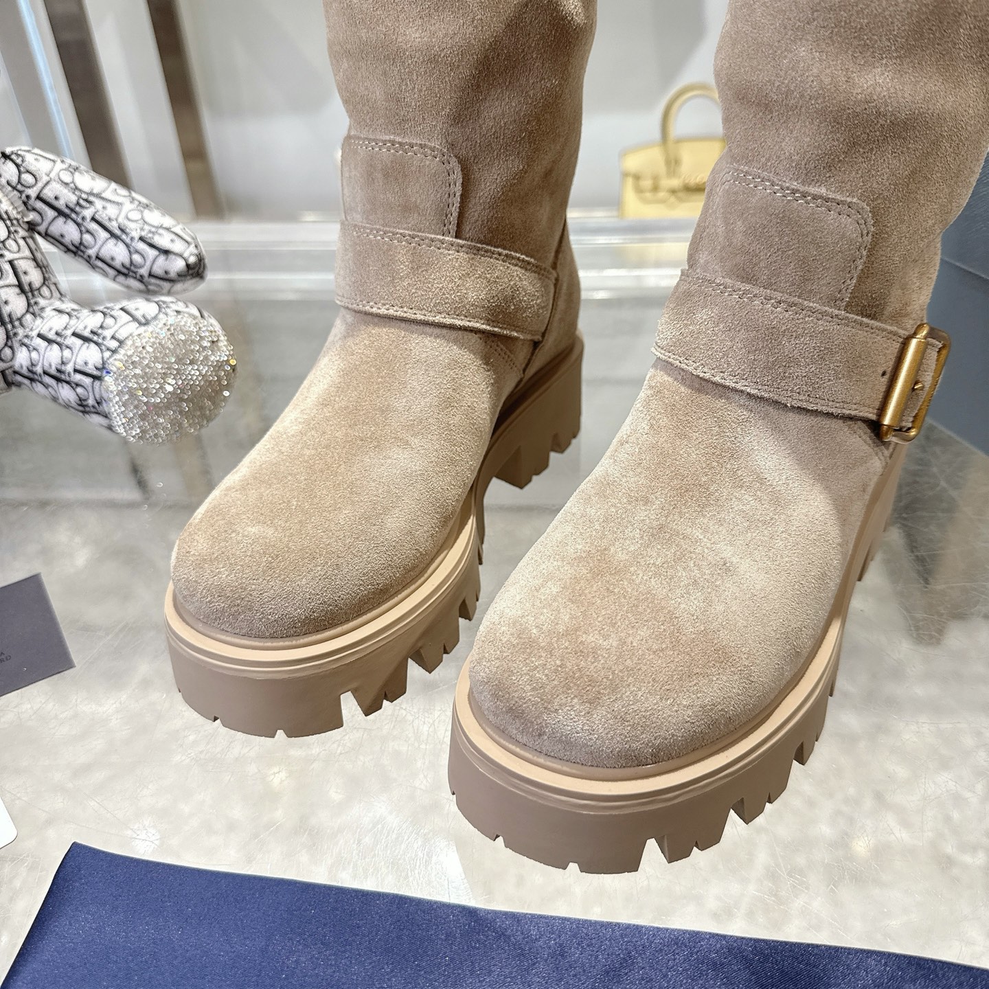 P design autumn and winter counter new thick soled anti slip snow boots