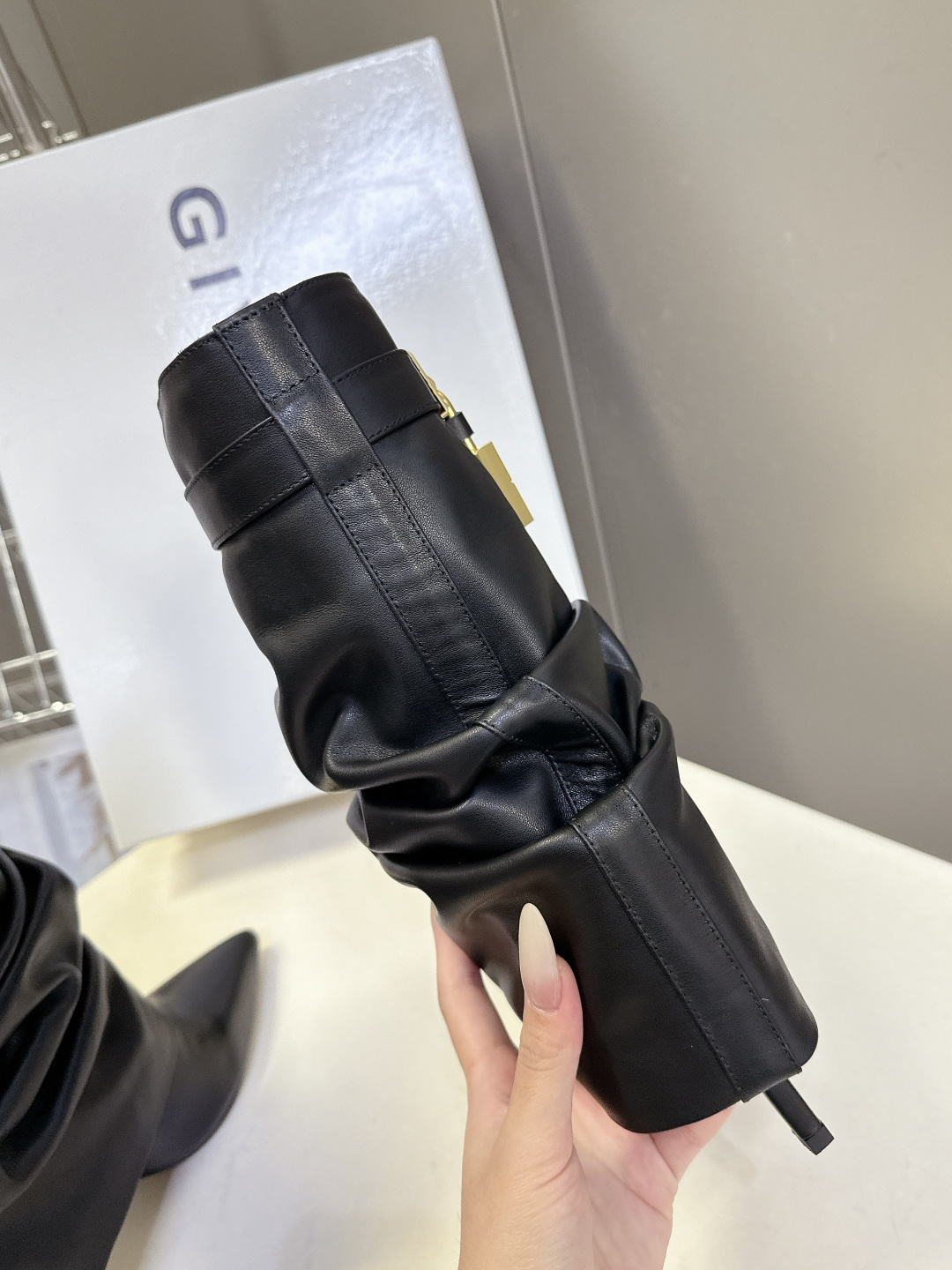 G Design's latest autumn and winter leg boots