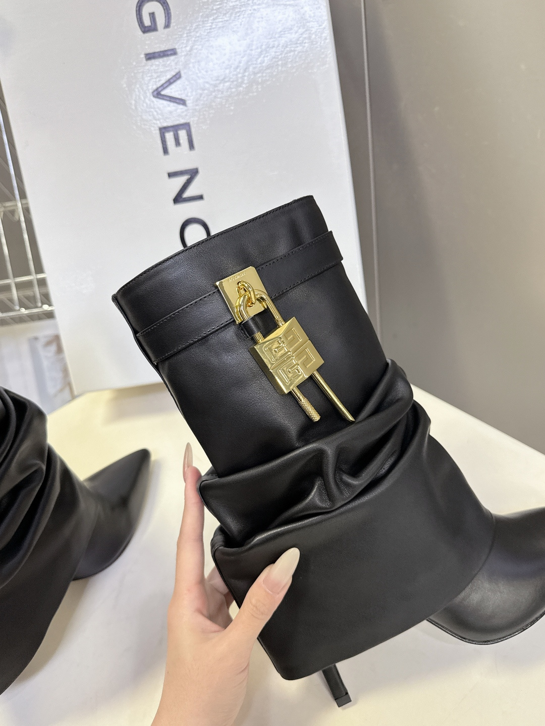G Design's latest autumn and winter leg boots