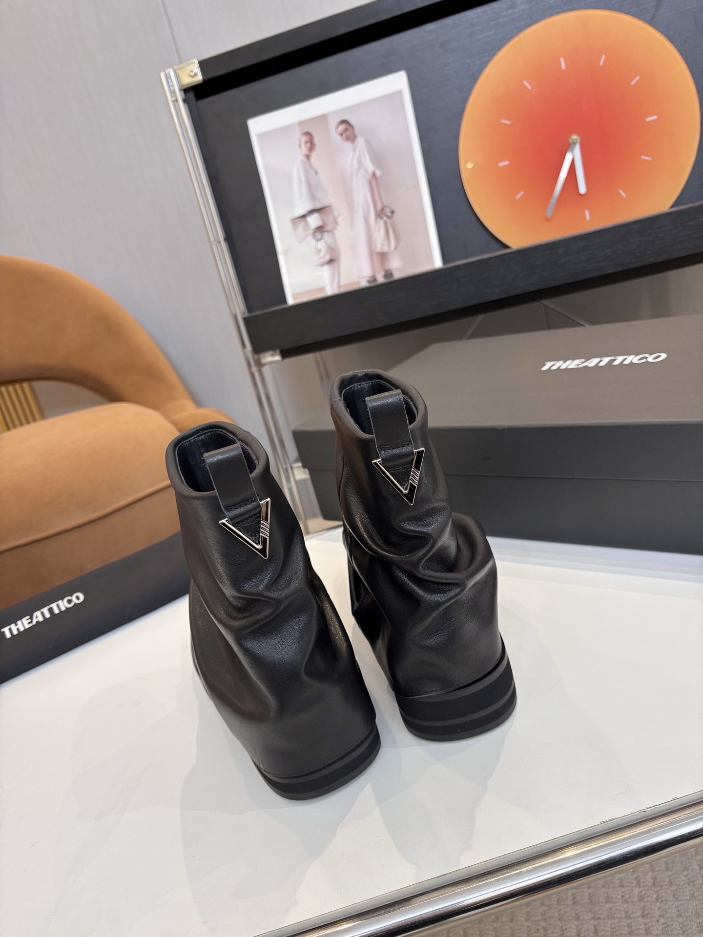 T Design 2025 Autumn/Winter Series Thick Bottom Pants and Boots