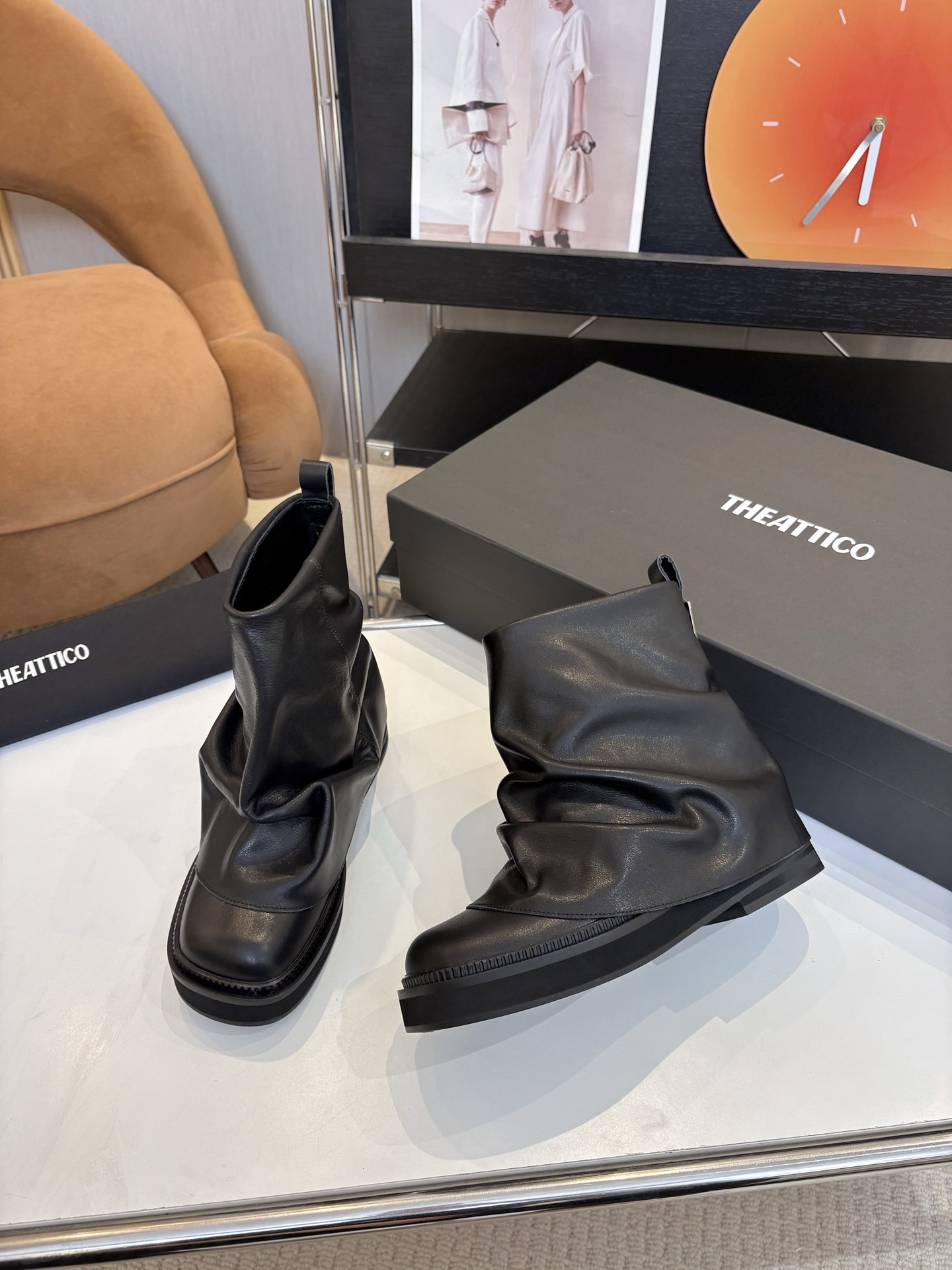 T Design 2025 Autumn/Winter Series Thick Bottom Pants and Boots