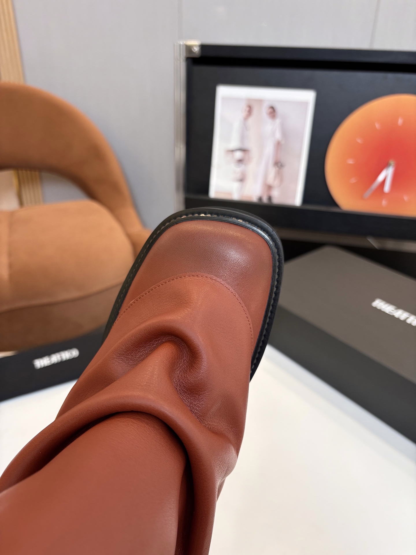 T Design 2025 Autumn/Winter Series Thick Bottom Pants and Boots