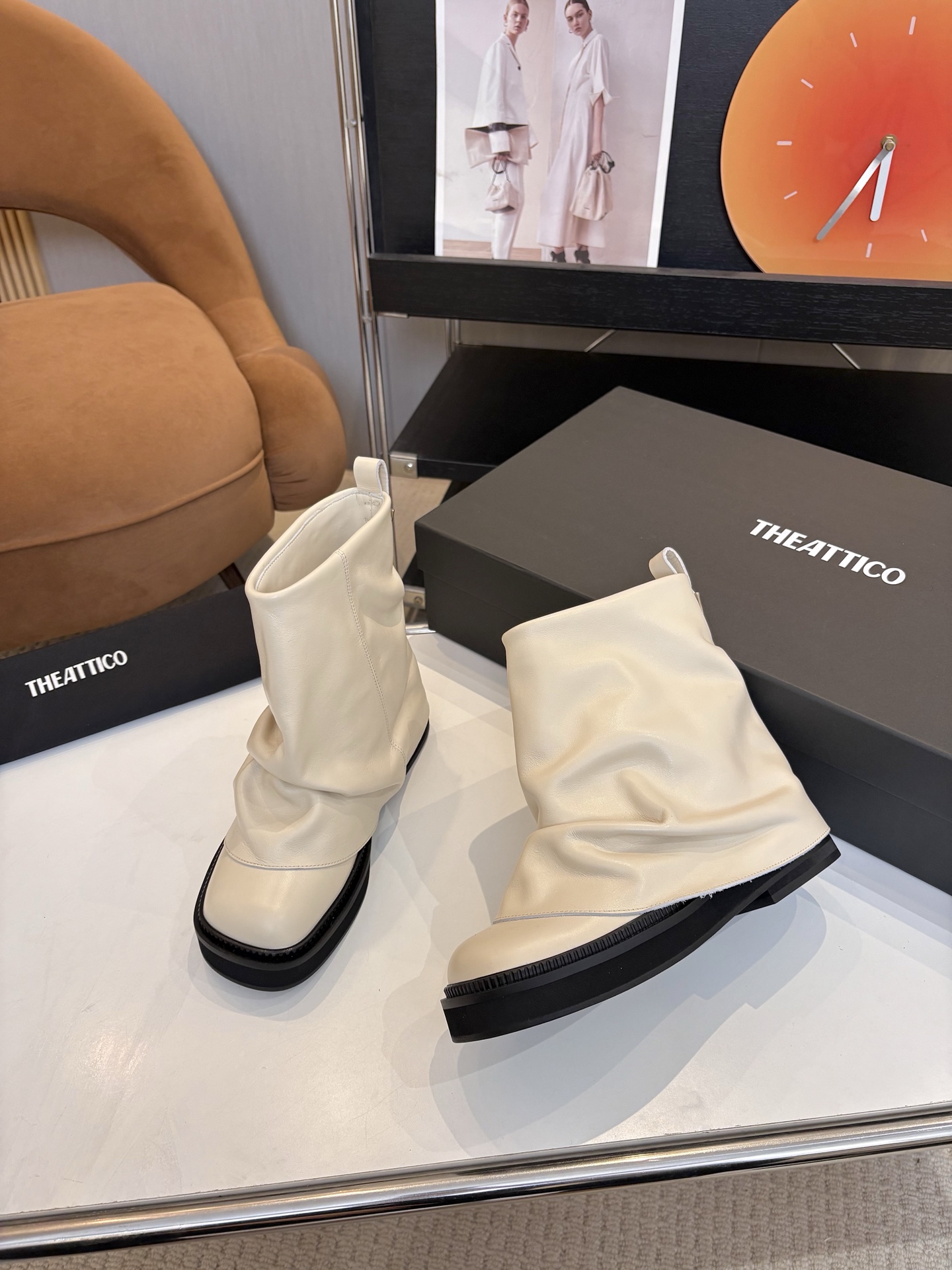 T Design 2025 Autumn/Winter Series Thick Bottom Pants and Boots