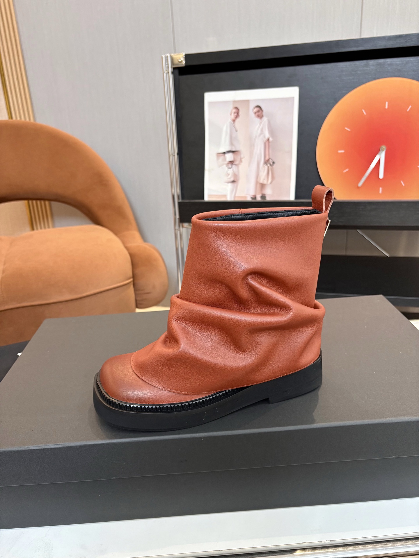 T Design 2025 Autumn/Winter Series Thick Bottom Pants and Boots