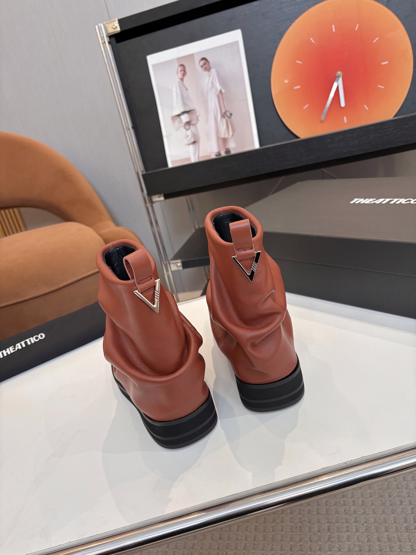 T Design 2025 Autumn/Winter Series Thick Bottom Pants and Boots