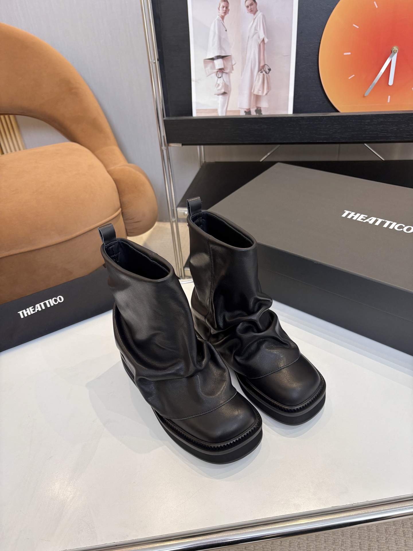 T Design 2025 Autumn/Winter Series Thick Bottom Pants and Boots