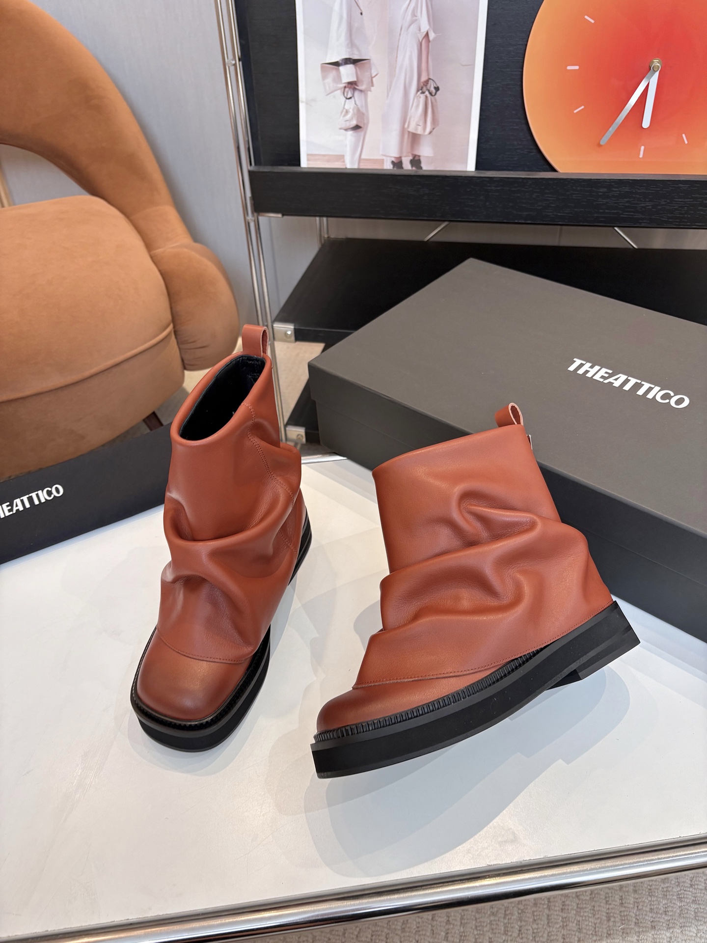 T Design 2025 Autumn/Winter Series Thick Bottom Pants and Boots