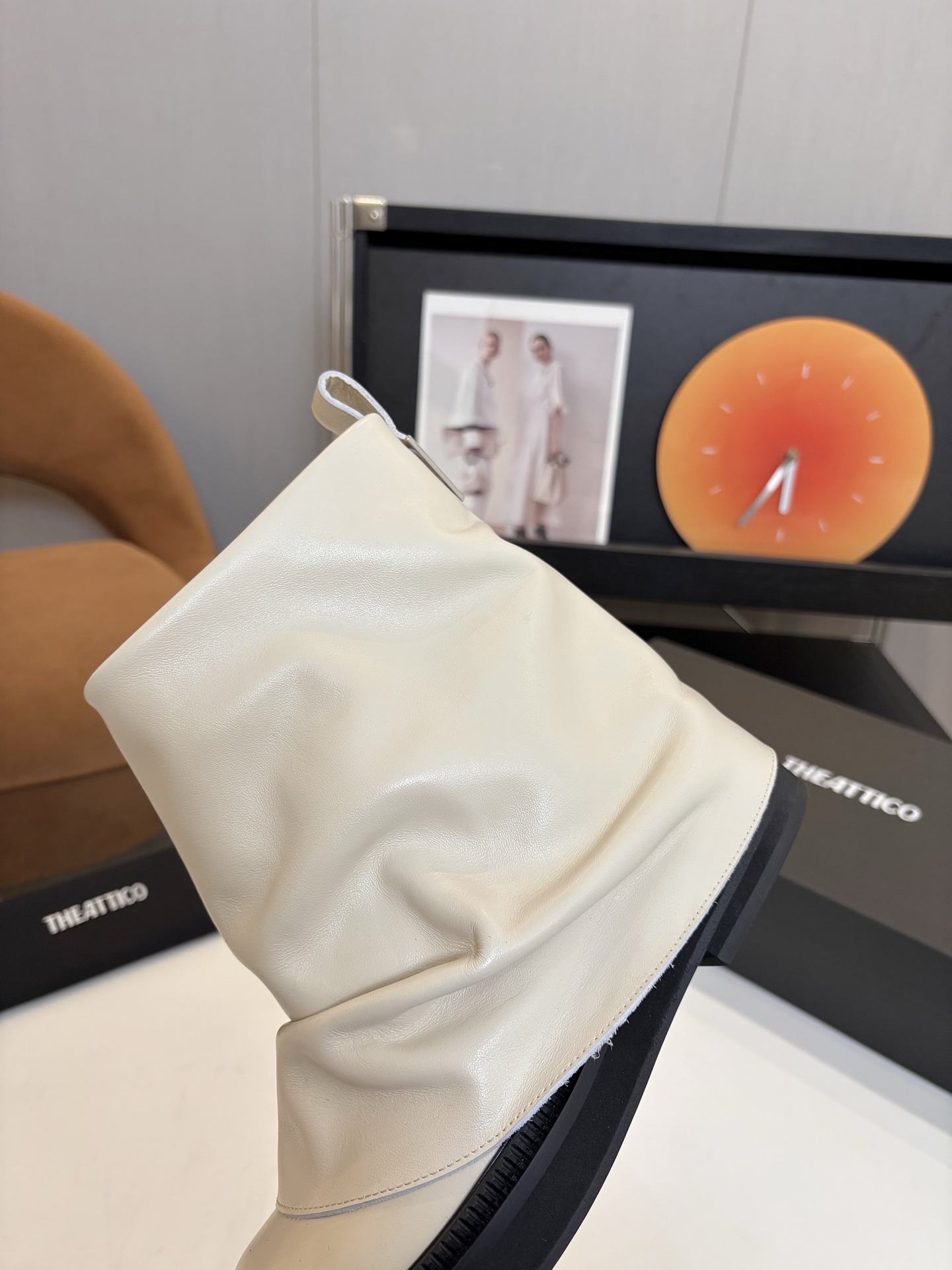 T Design 2025 Autumn/Winter Series Thick Bottom Pants and Boots