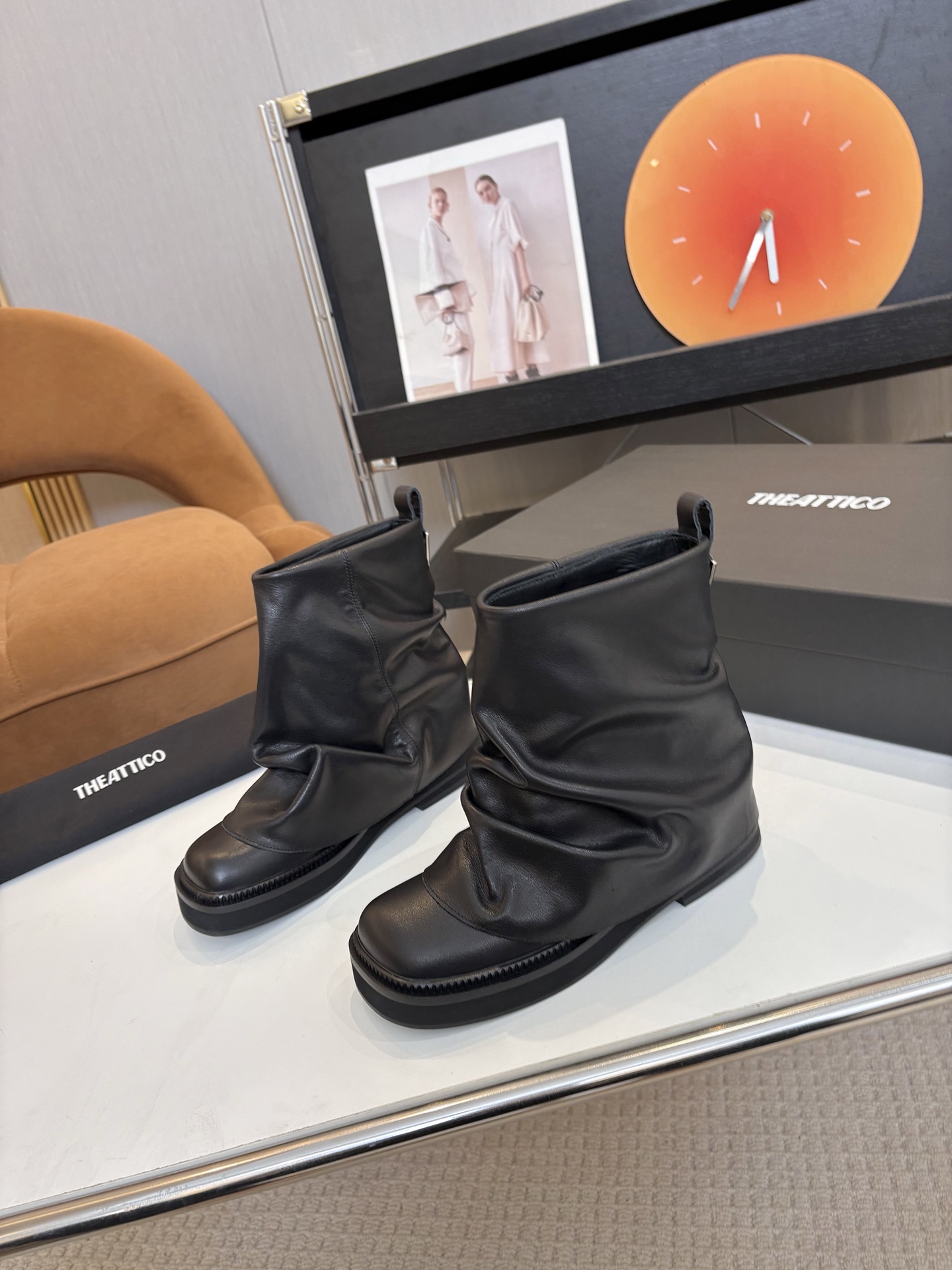 T Design 2025 Autumn/Winter Series Thick Bottom Pants and Boots