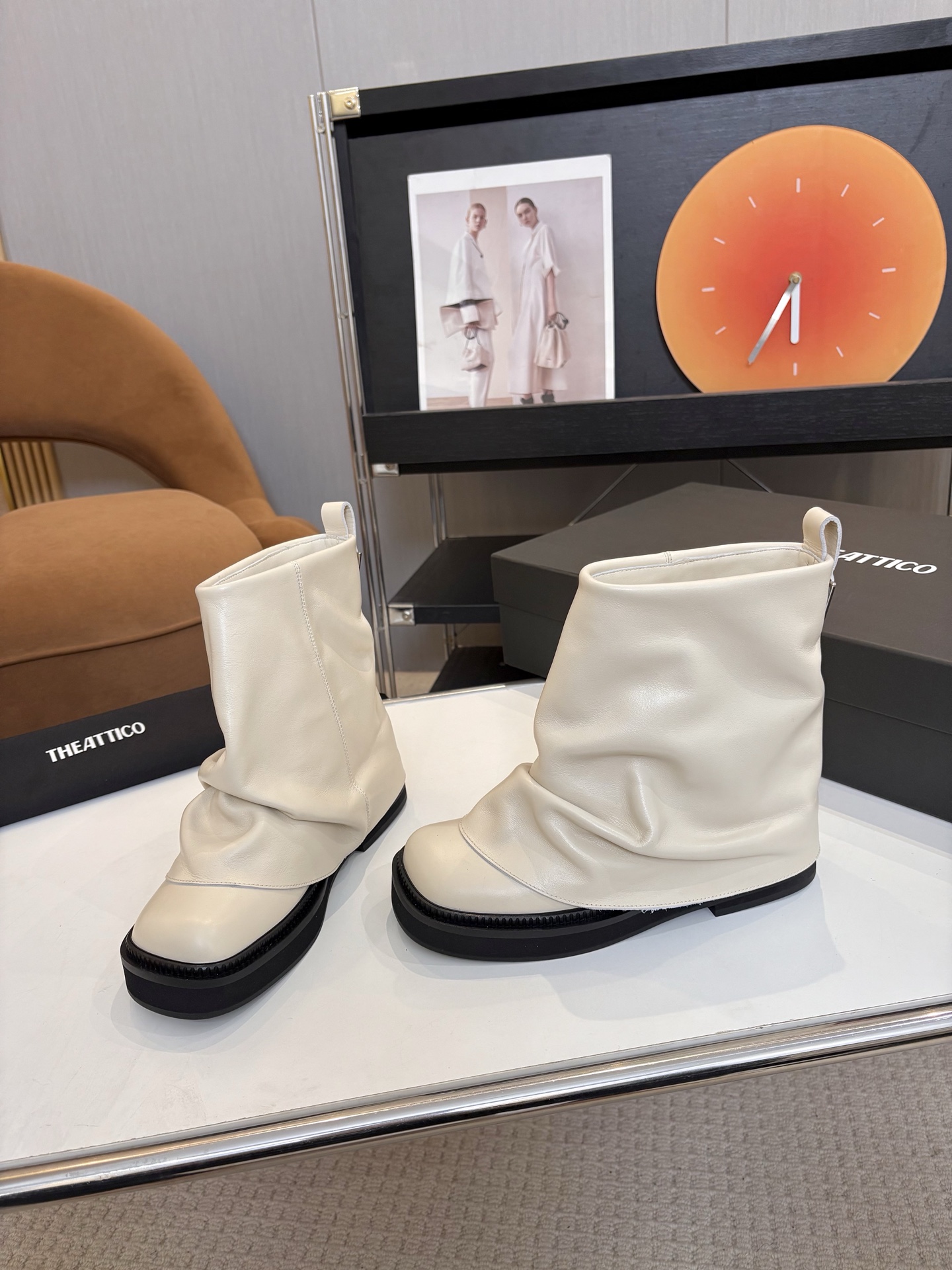 T Design 2025 Autumn/Winter Series Thick Bottom Pants and Boots