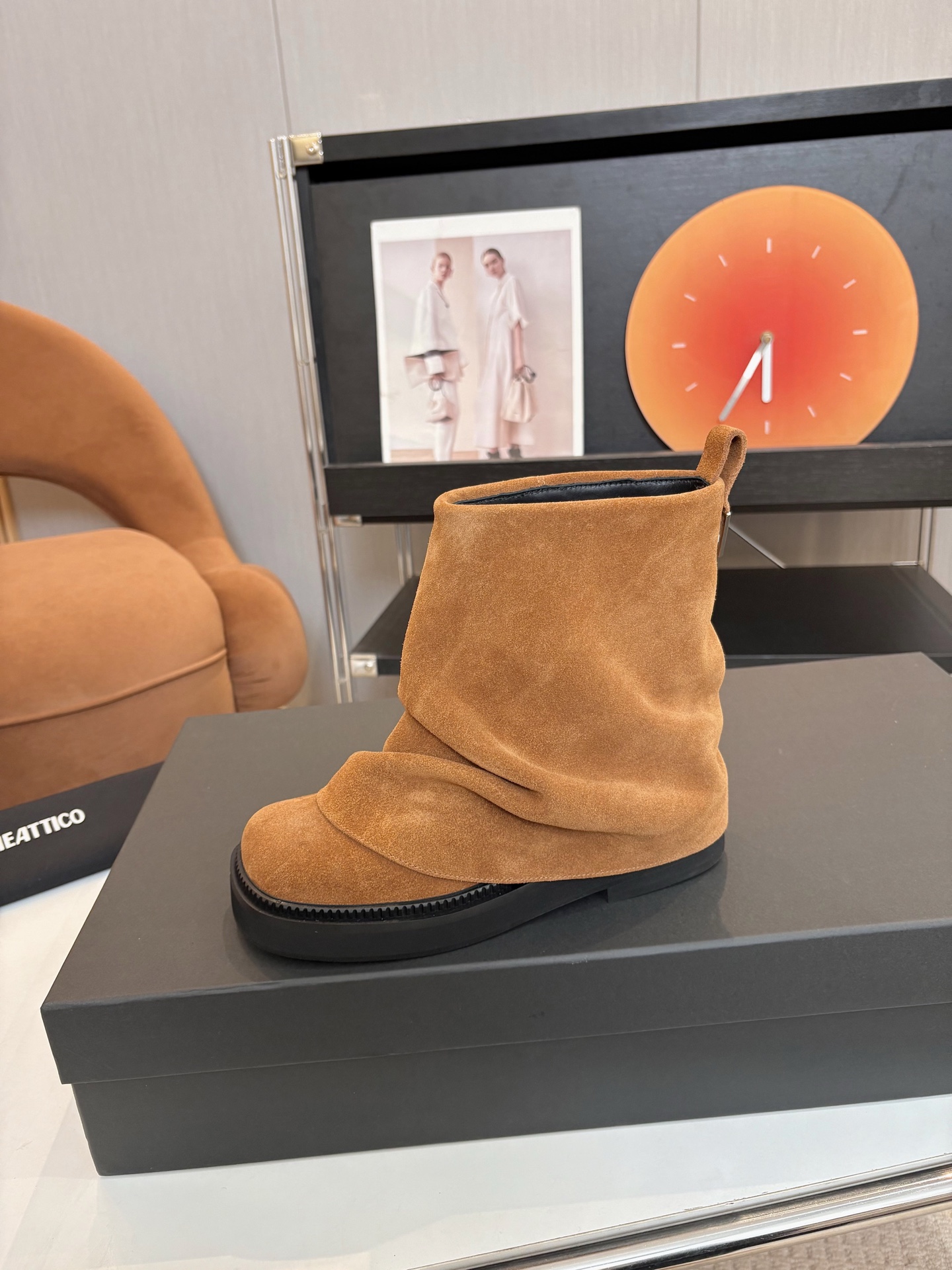 T Design 2025 Autumn/Winter Series Thick Bottom Pants and Boots