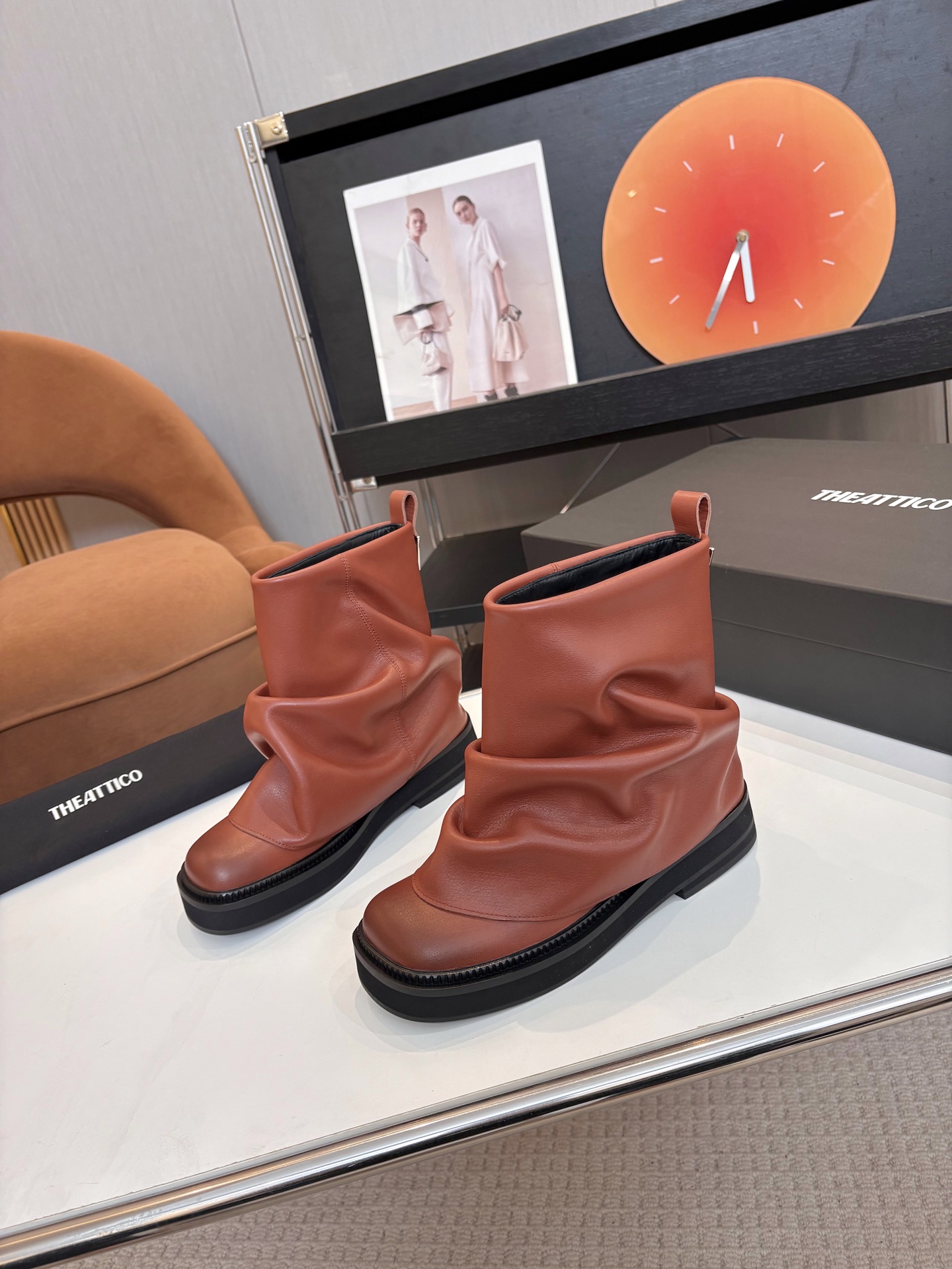 T Design 2025 Autumn/Winter Series Thick Bottom Pants and Boots