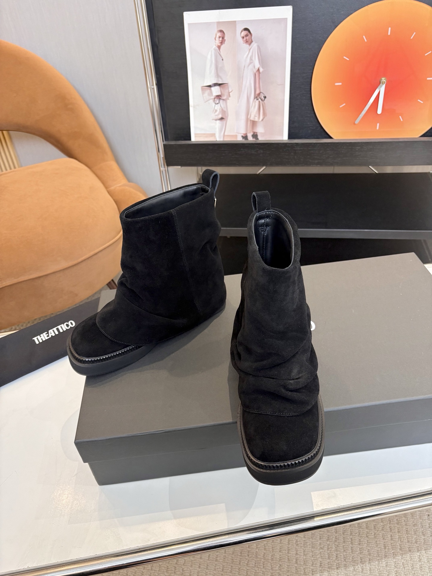 T Design 2025 Autumn/Winter Series Thick Bottom Pants and Boots