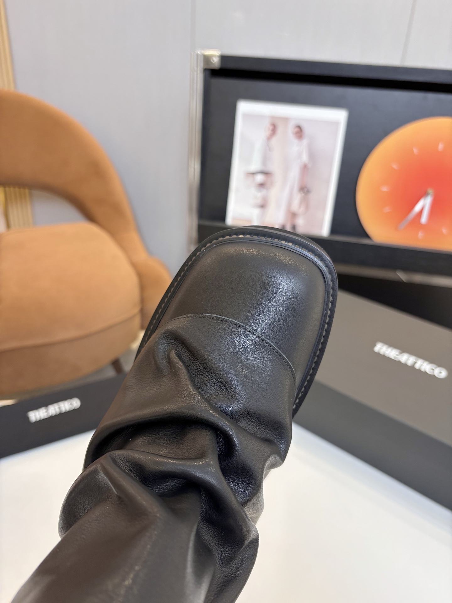 T Design 2025 Autumn/Winter Series Thick Bottom Pants and Boots