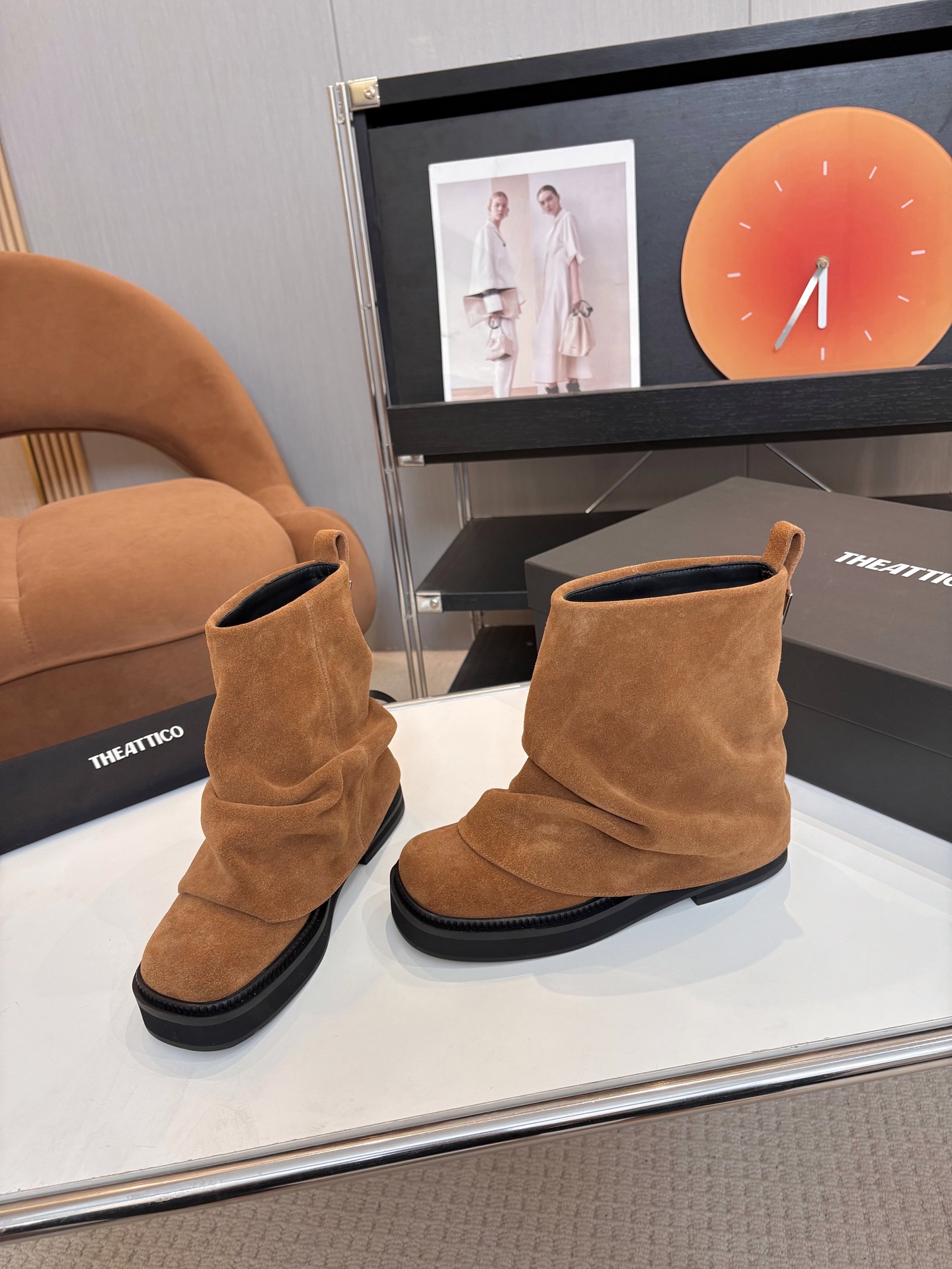 T Design 2025 Autumn/Winter Series Thick Bottom Pants and Boots