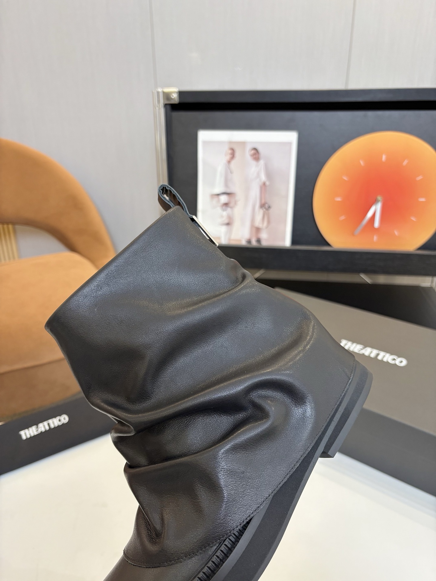 T Design 2025 Autumn/Winter Series Thick Bottom Pants and Boots