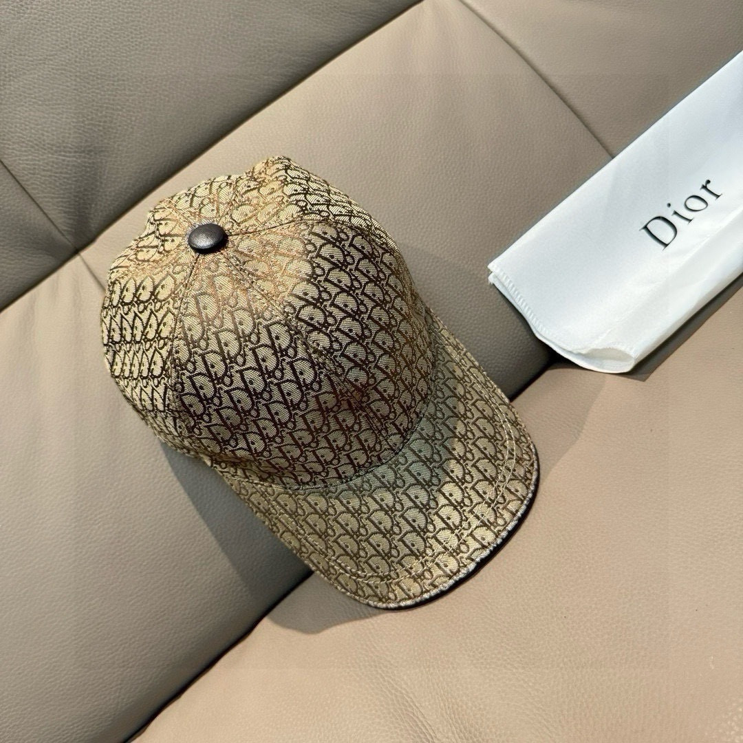 D classic baseball hat