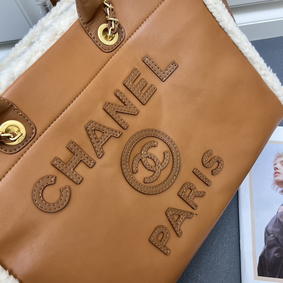 X design women handbag